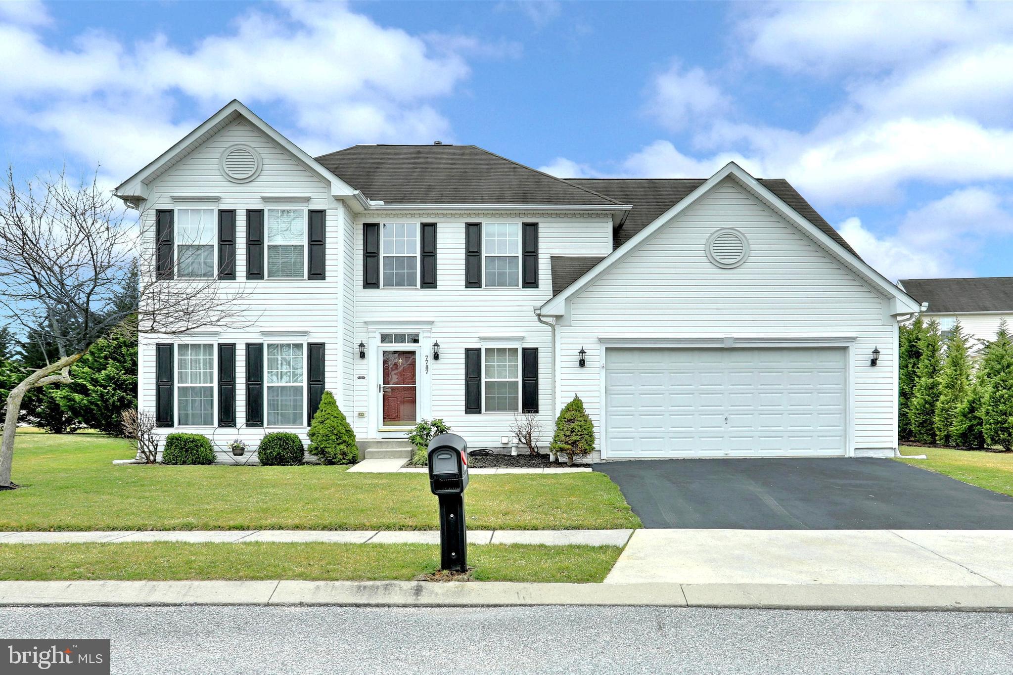 SENECA RIDGE - Residential