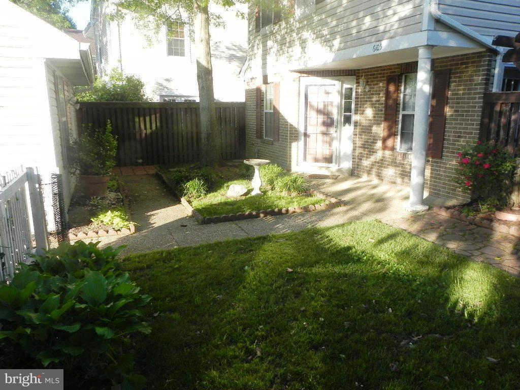 ST CHARLES SUB - HAMPSHIRE - Residential Lease