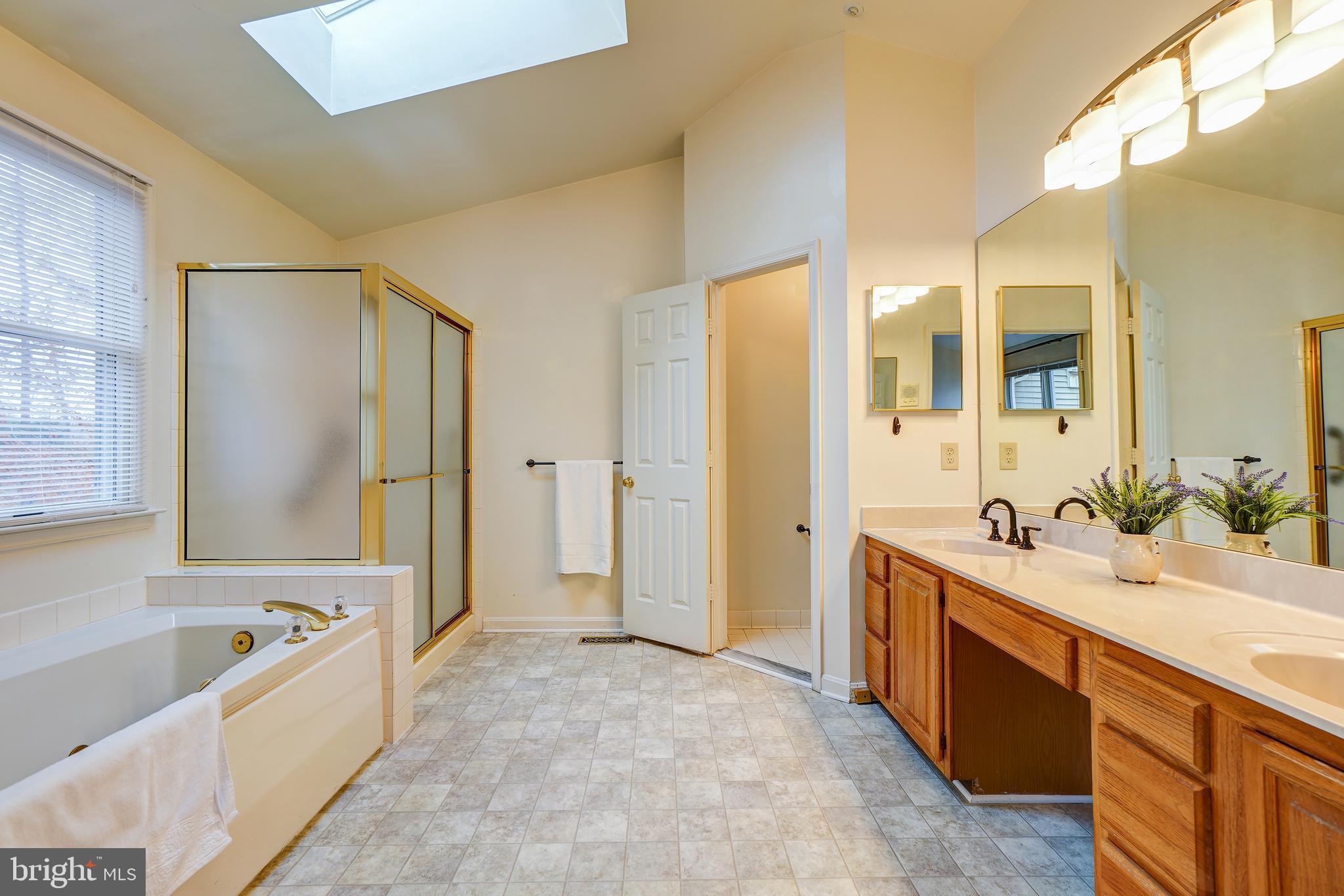 HALLOWELL - Residential
