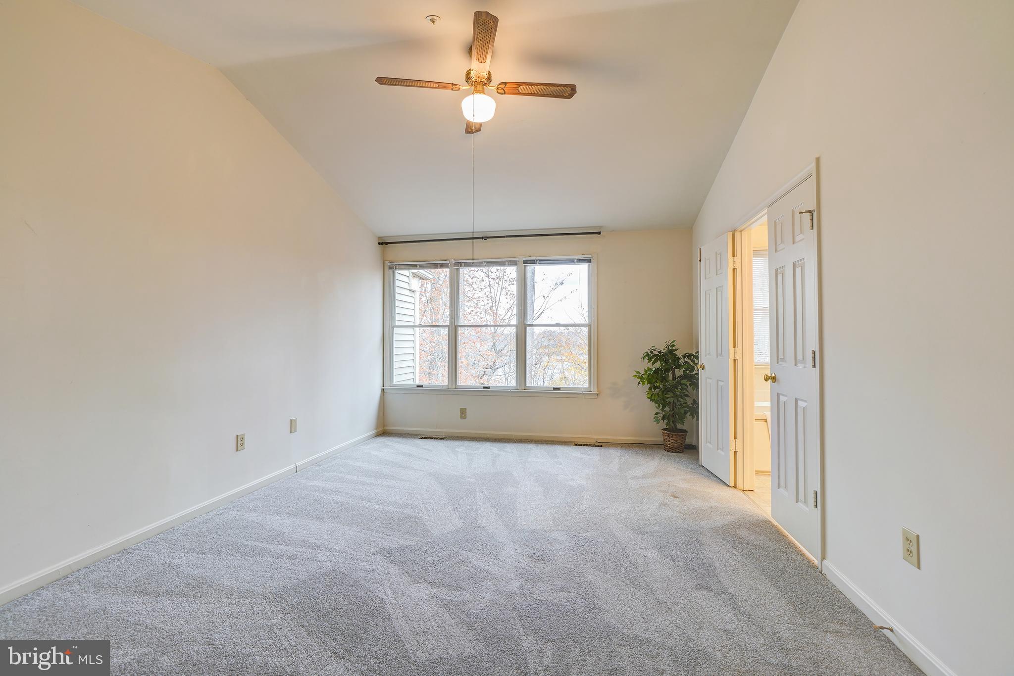 HALLOWELL - Residential