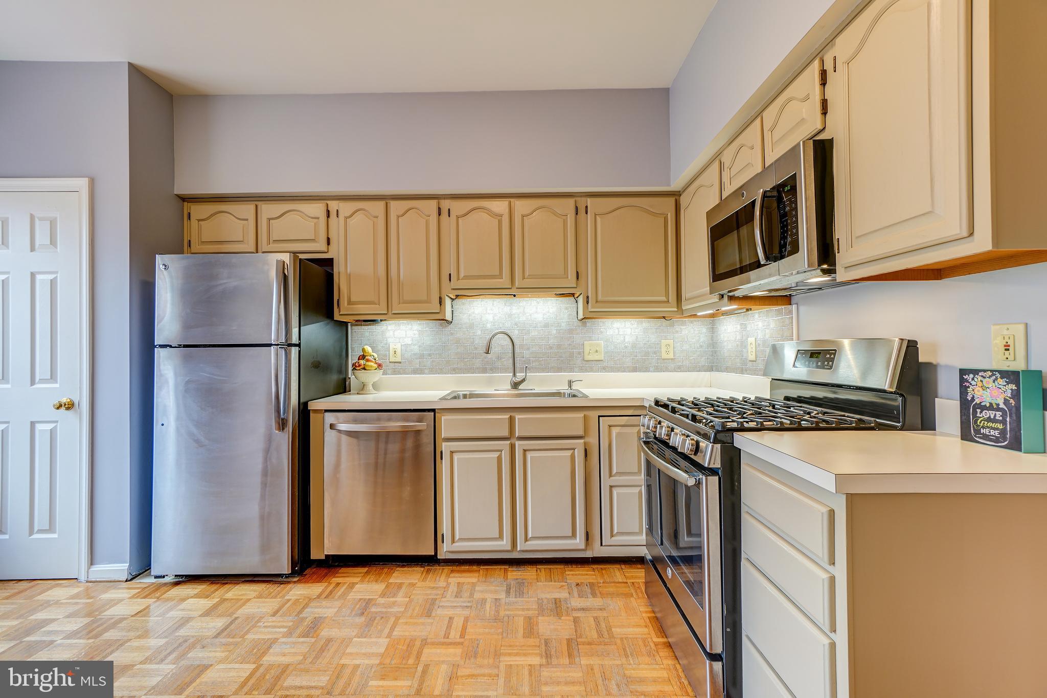 HALLOWELL - Residential