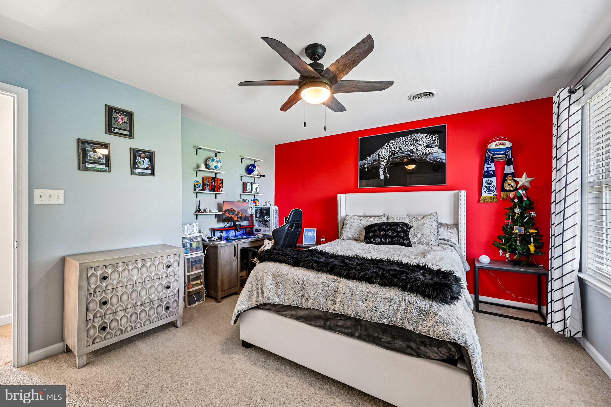 SUMMIT RIDGE - Residential