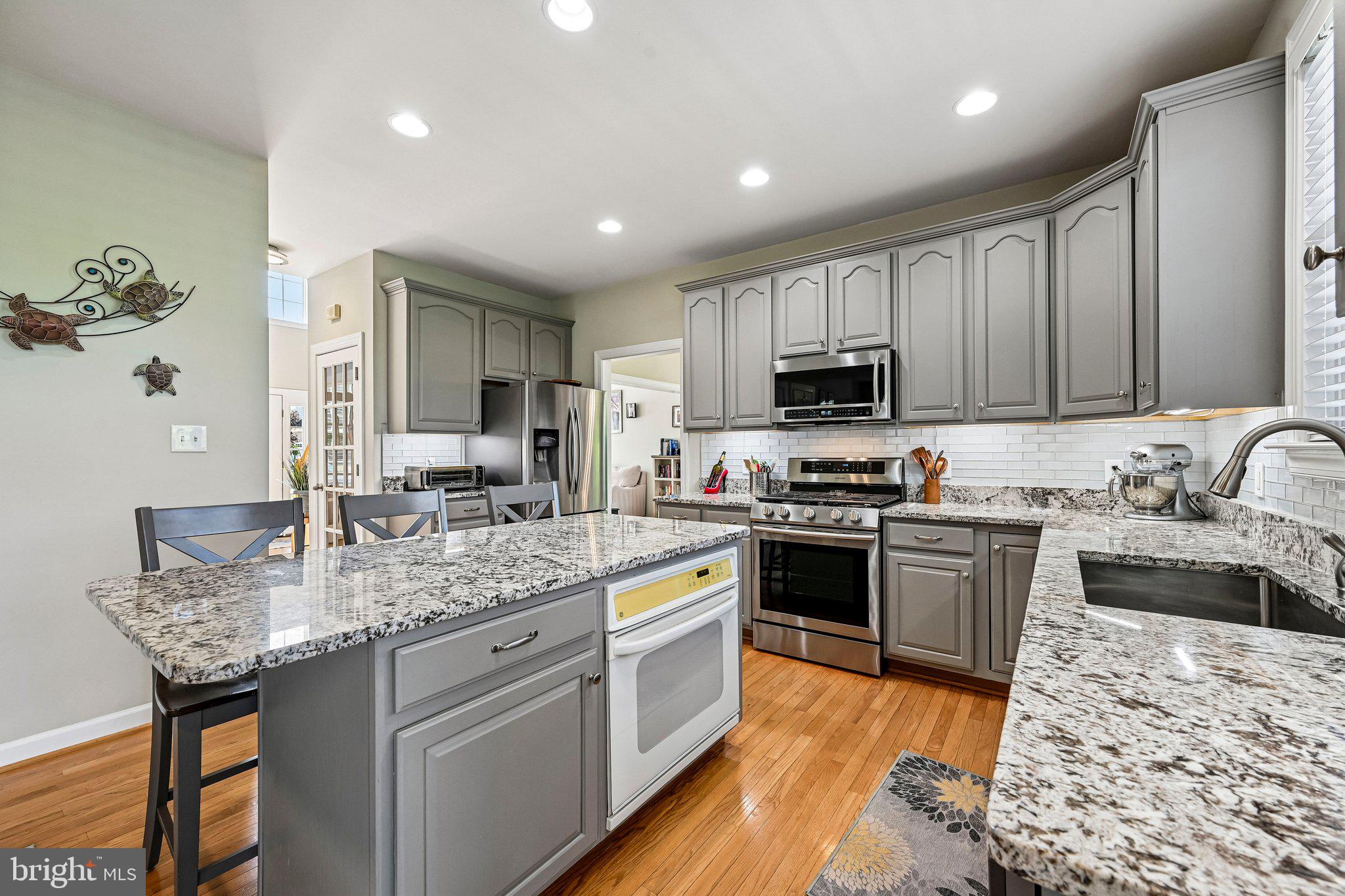 SUMMIT RIDGE - Residential