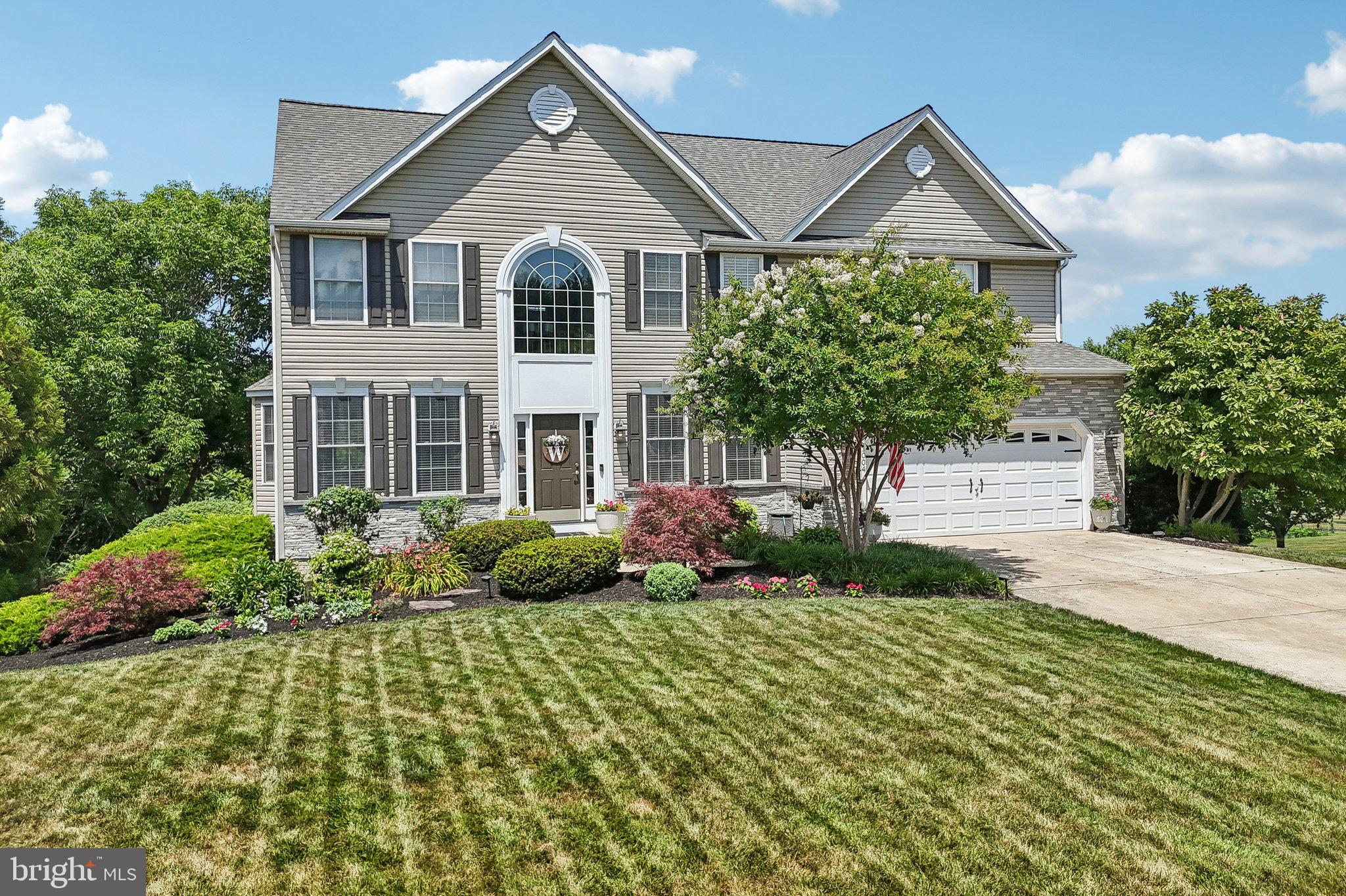 SUMMIT RIDGE - Residential