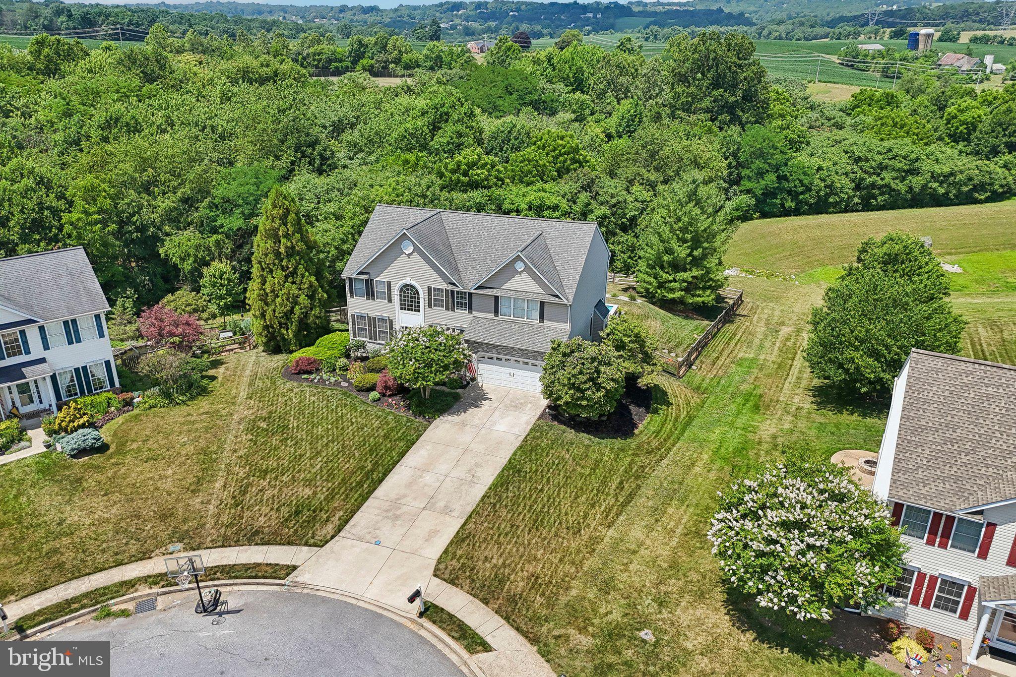 SUMMIT RIDGE - Residential