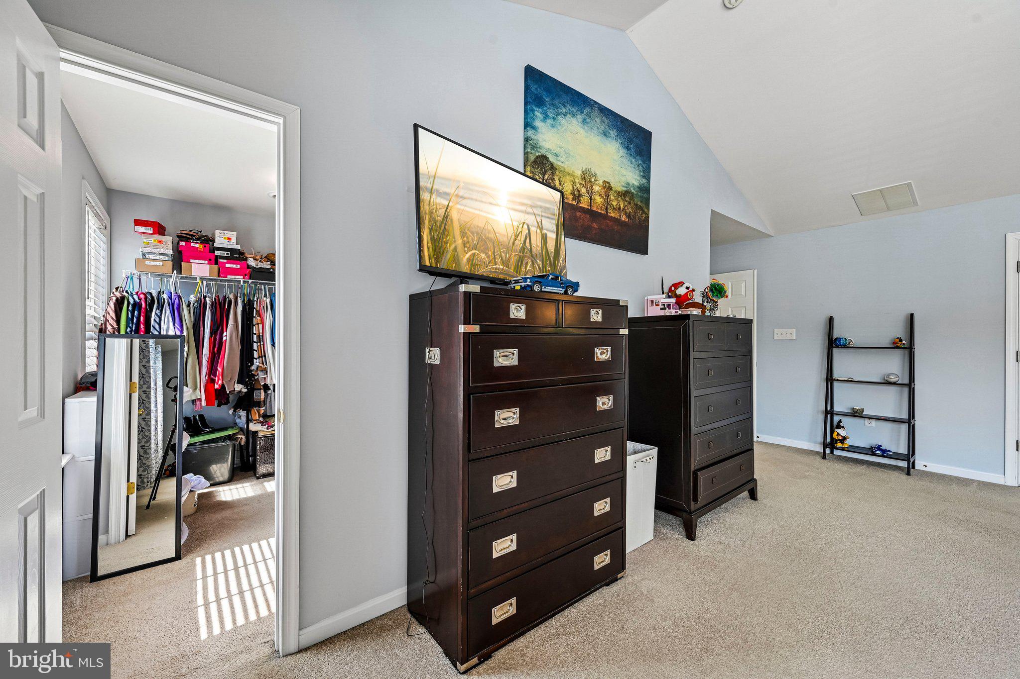 SUMMIT RIDGE - Residential