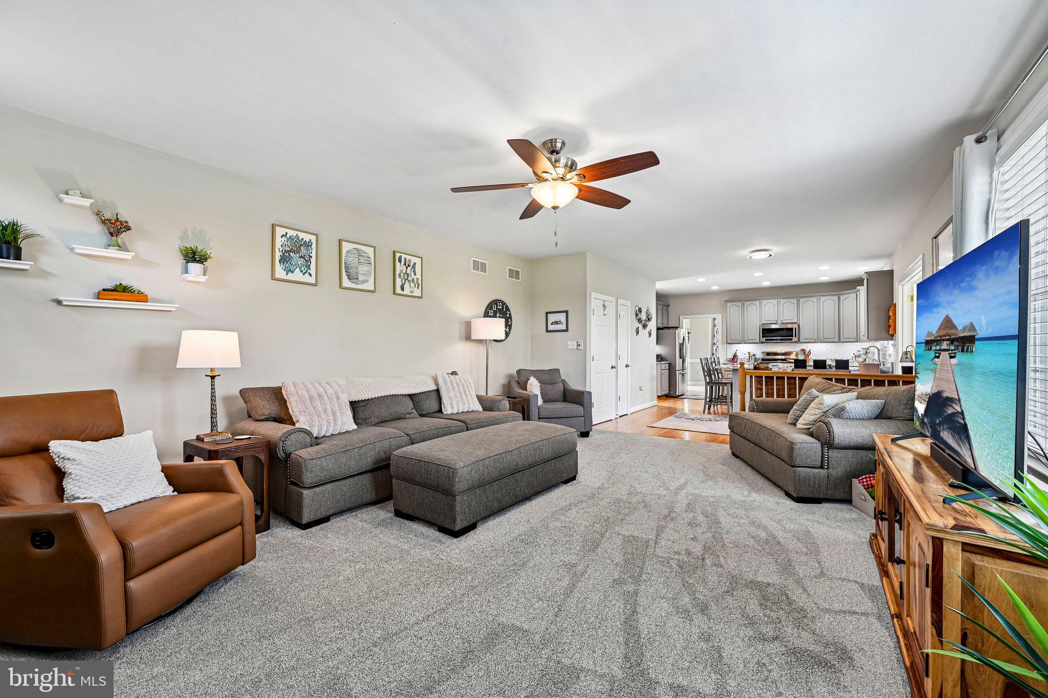 SUMMIT RIDGE - Residential