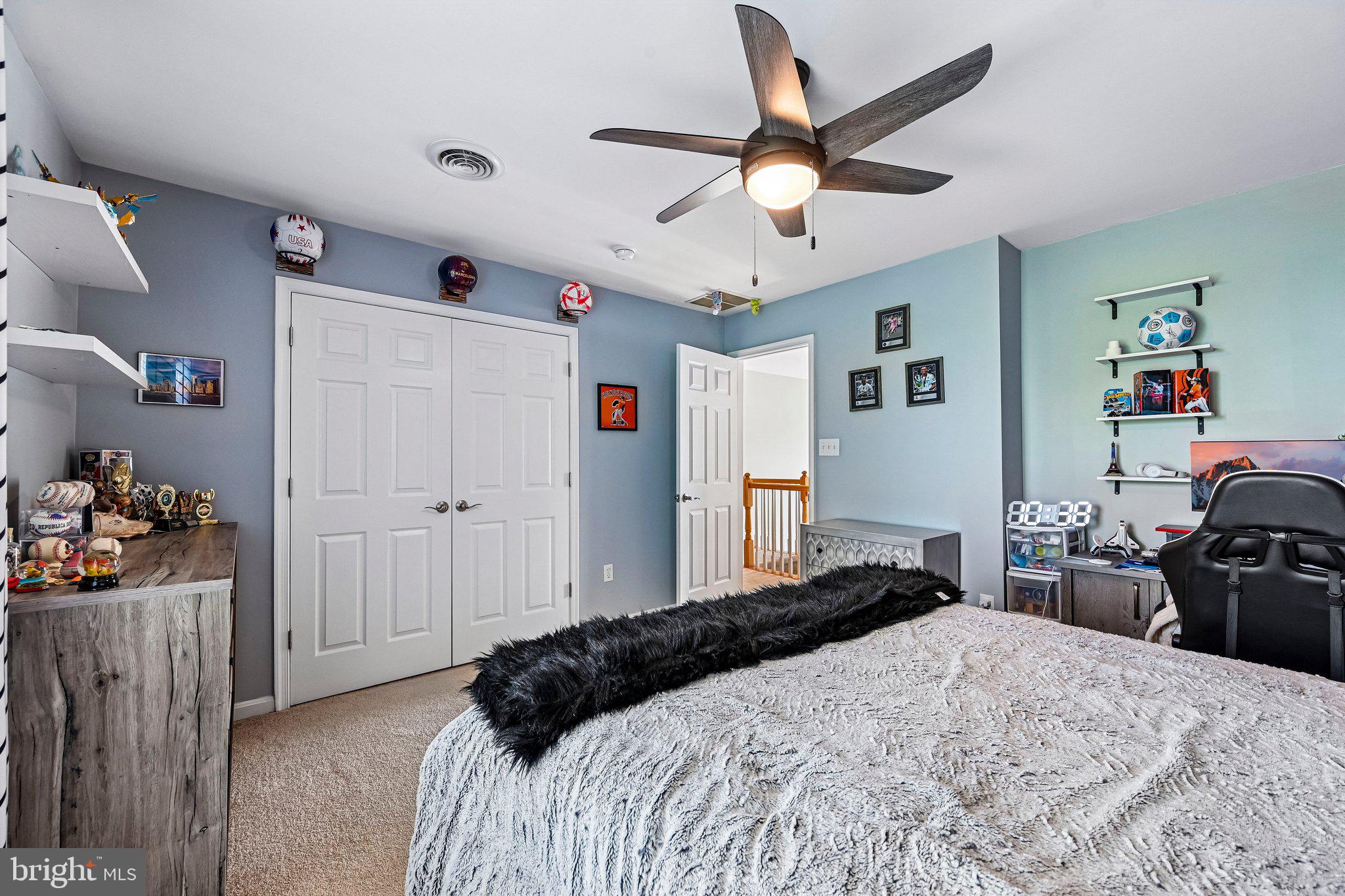 SUMMIT RIDGE - Residential
