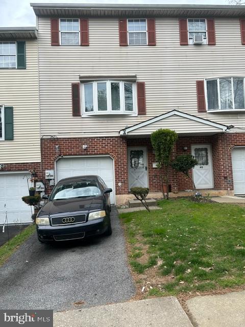 TROXELL MANOR - Residential