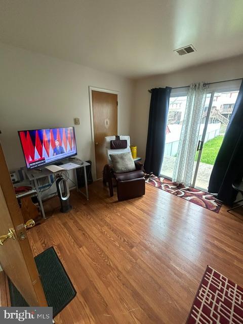 TROXELL MANOR - Residential