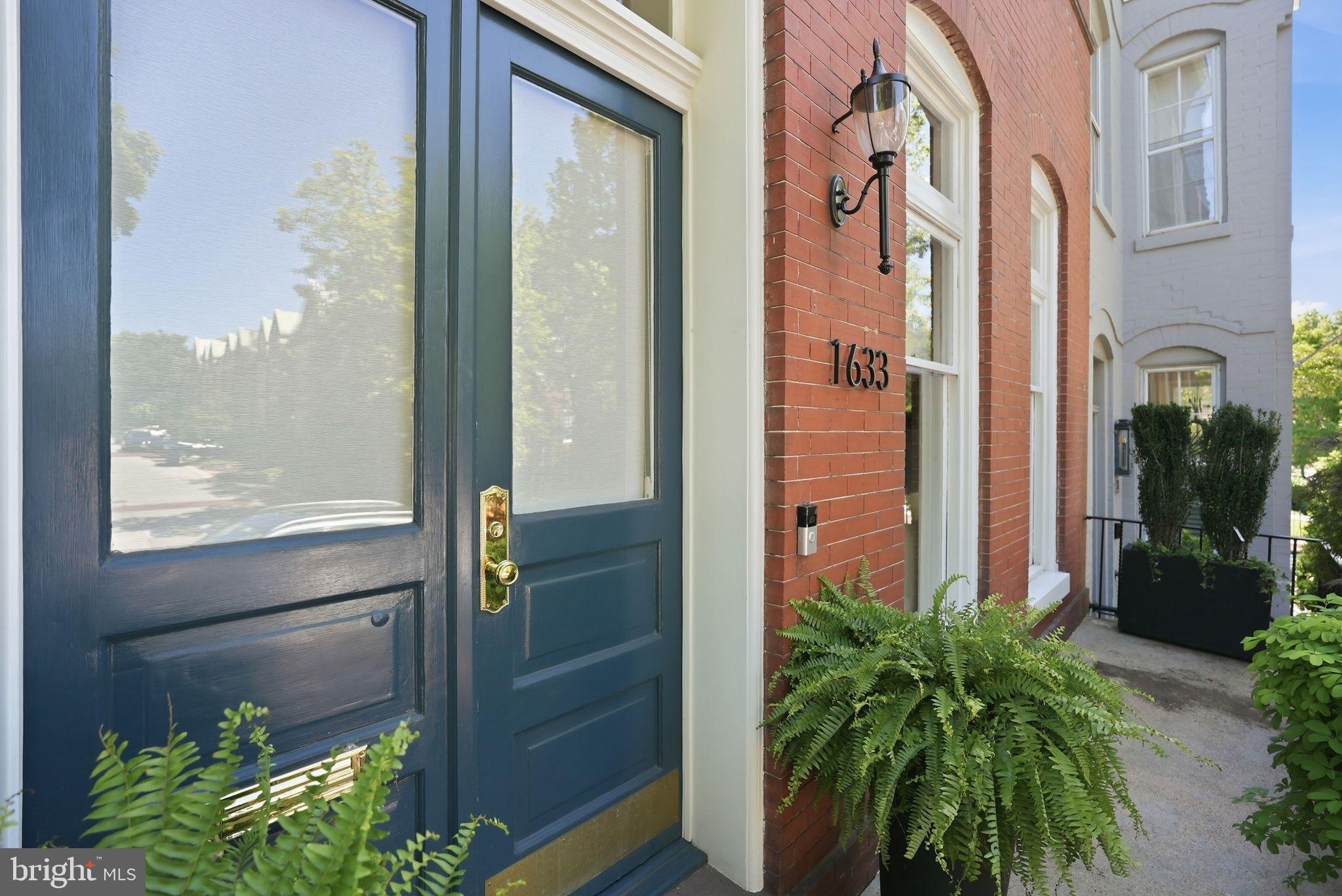 GEORGETOWN - Residential