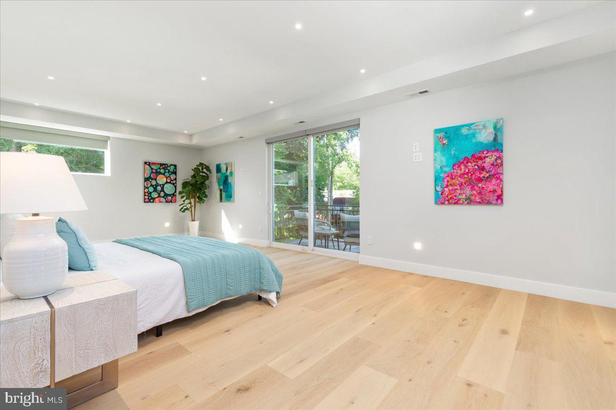 EDGELEA - Residential