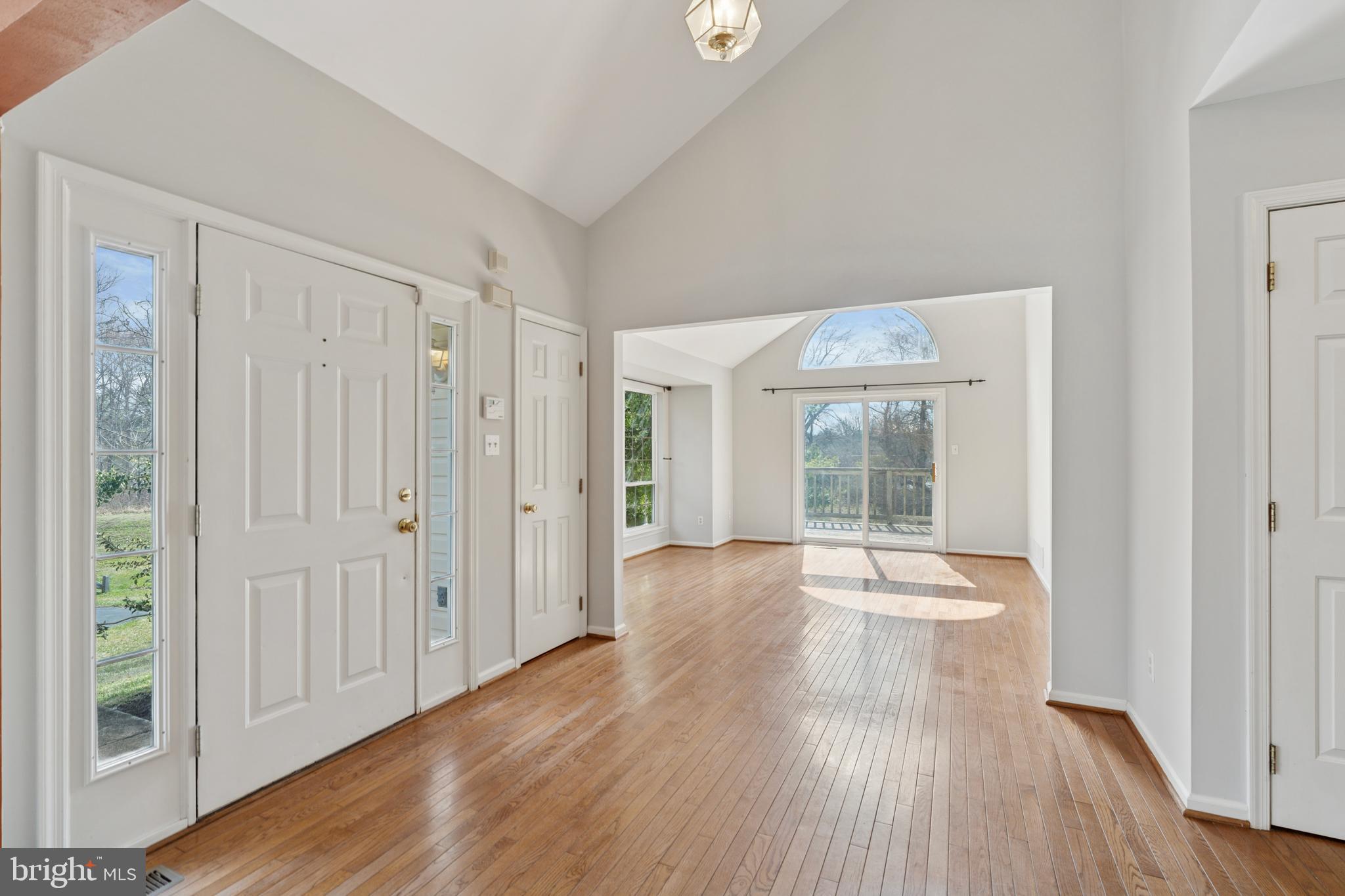 WILLOWDALE CROSSIN - Residential Lease