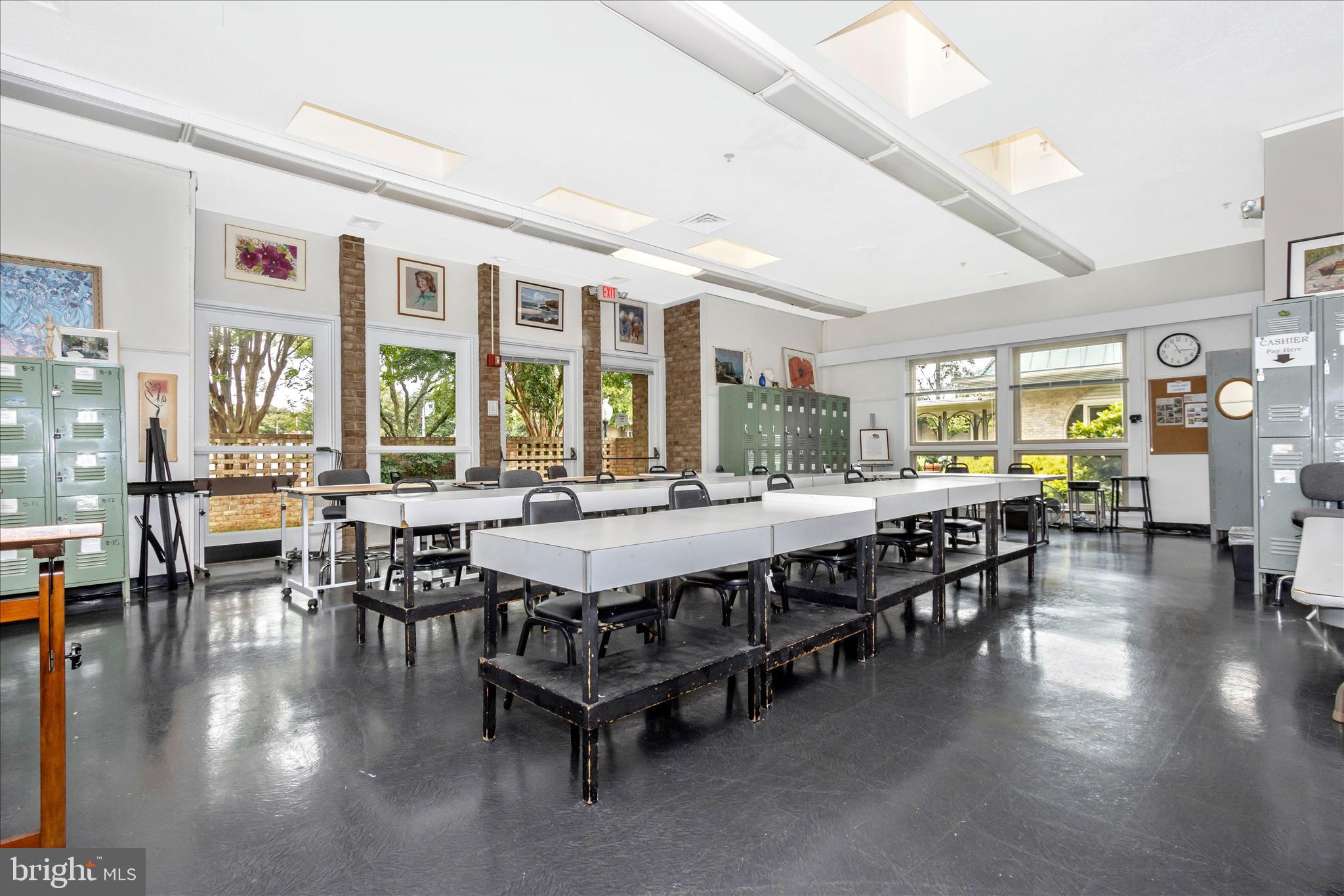 OVERLOOK AT LEISURE WORLD - Residential
