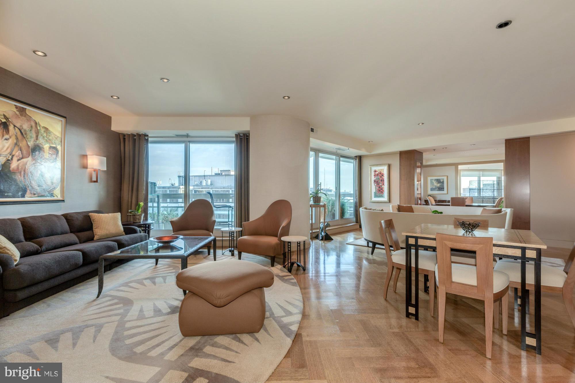 SOMERSET HOUSE - Residential