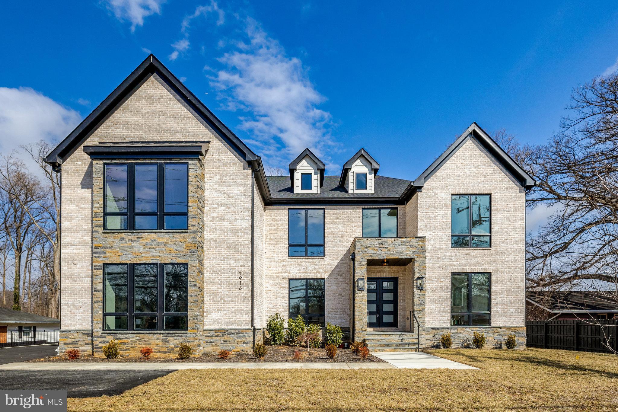 BREEZEWOOD - Residential