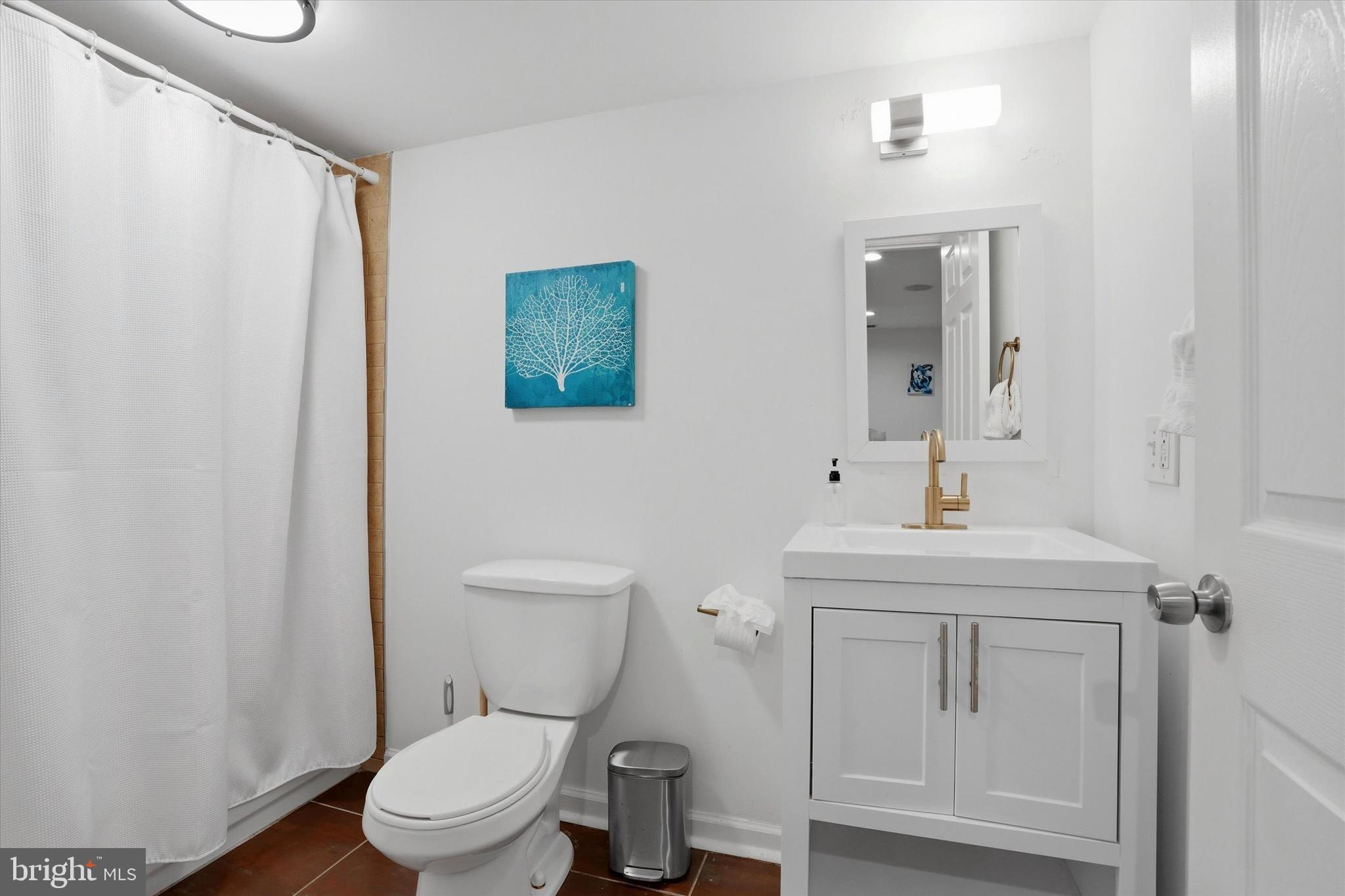 NORTHERN LIBERTIES - Commercial Sale