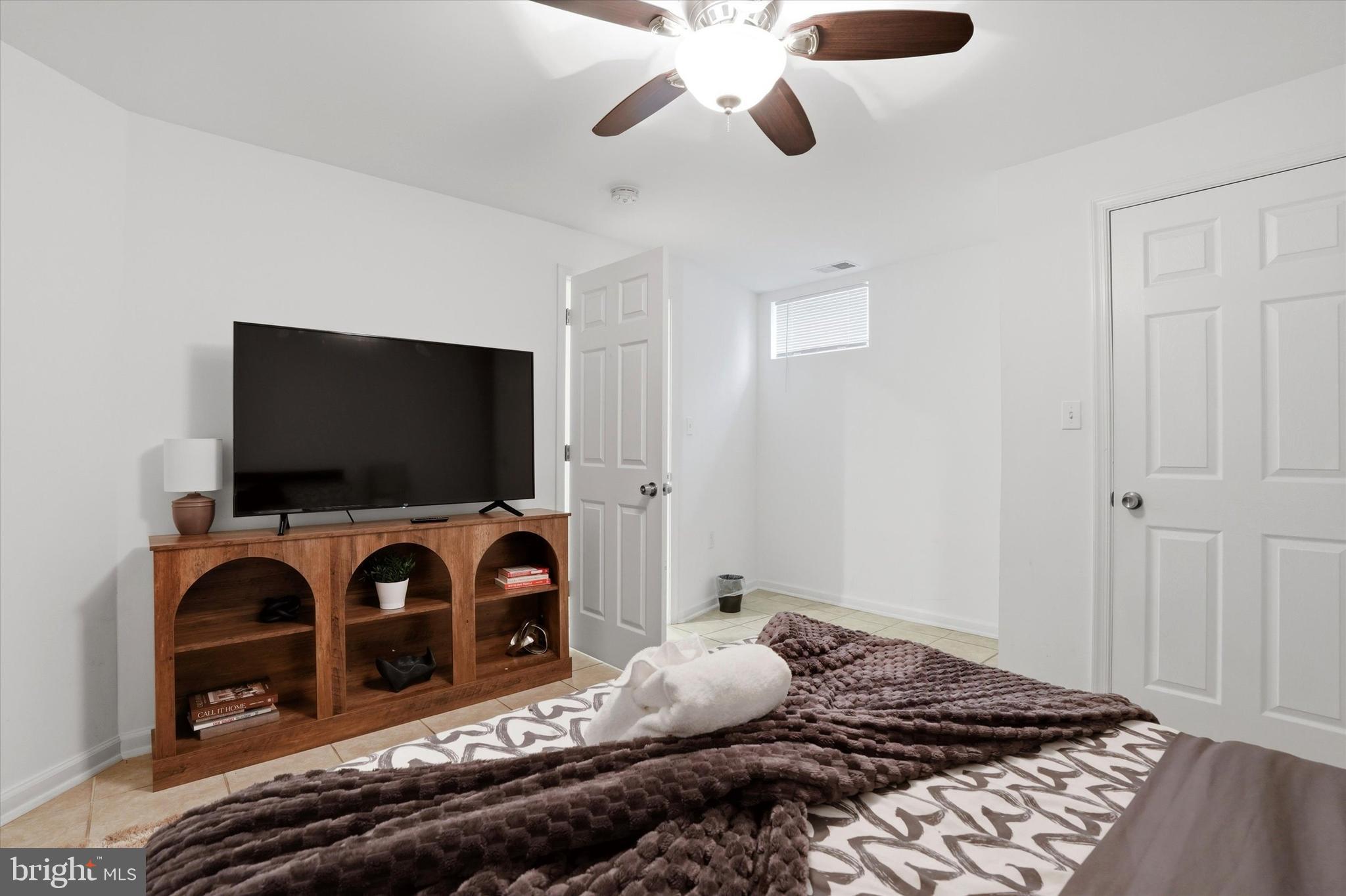 NORTHERN LIBERTIES - Commercial Sale