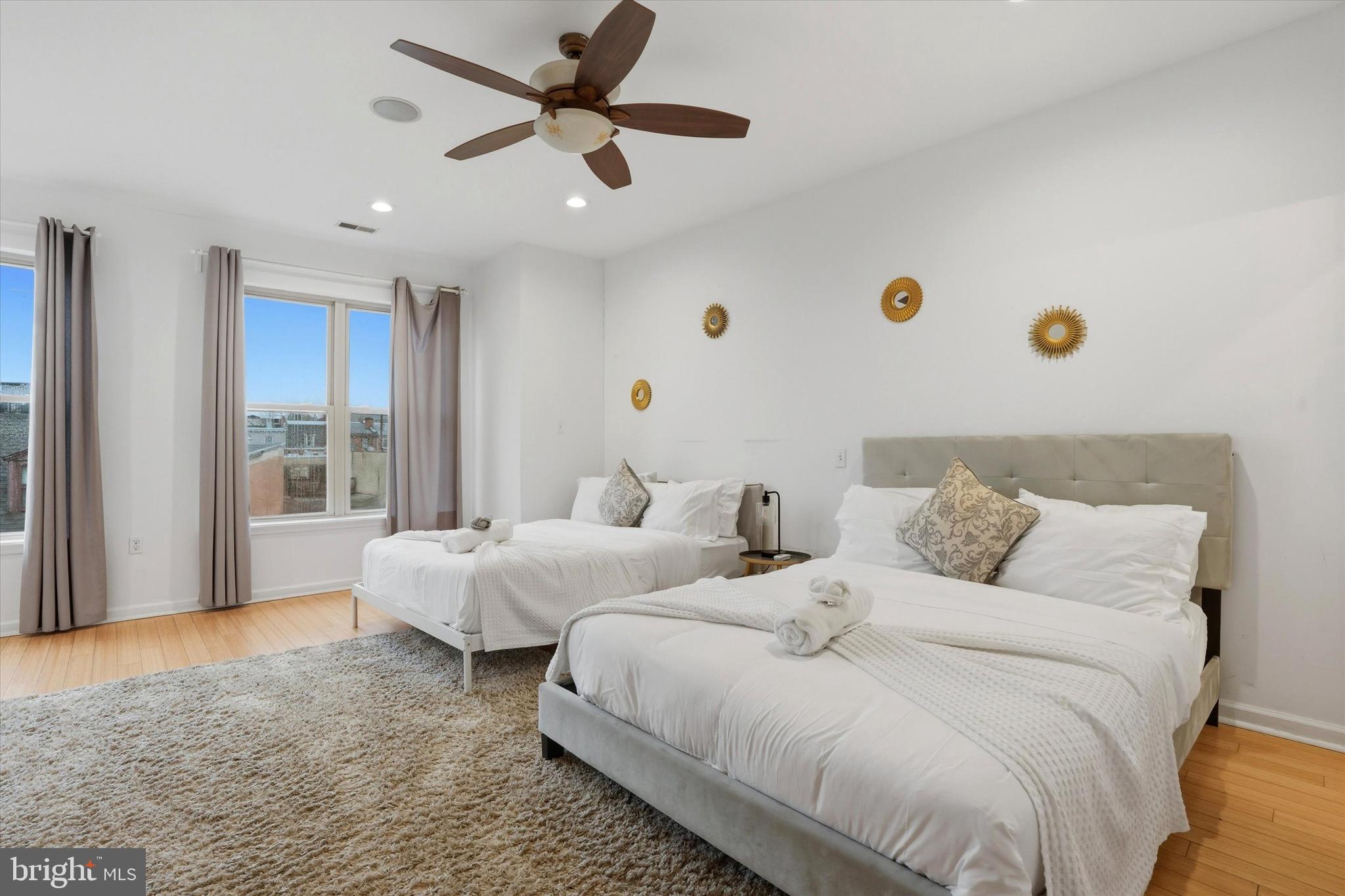 NORTHERN LIBERTIES - Commercial Sale