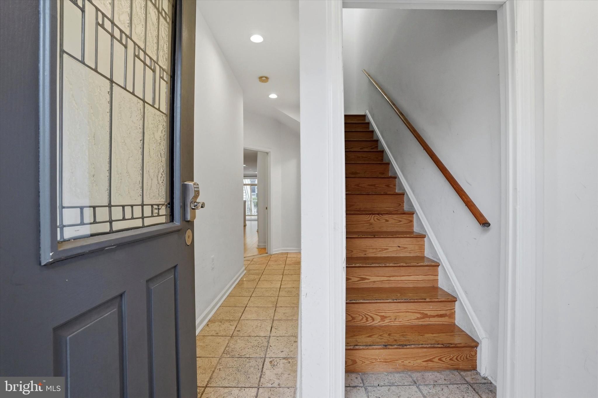 NORTHERN LIBERTIES - Commercial Sale