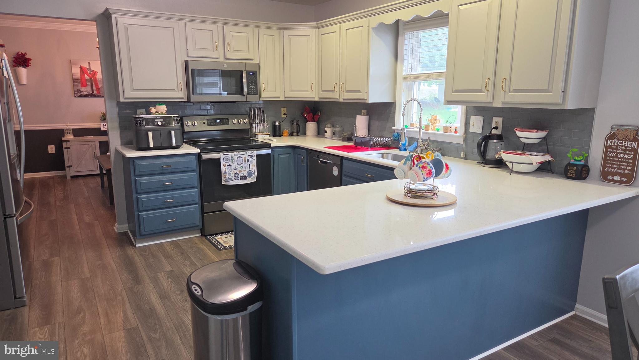 WINDING CREEK III - Residential