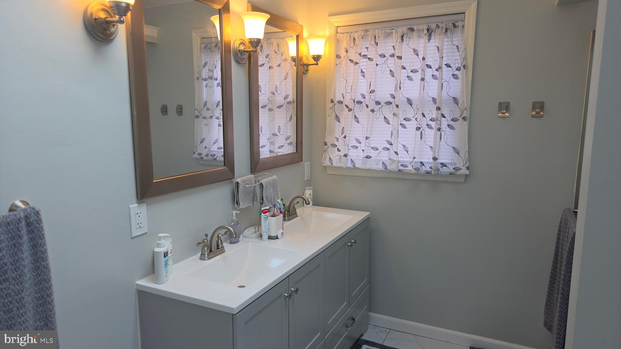 WINDING CREEK III - Residential