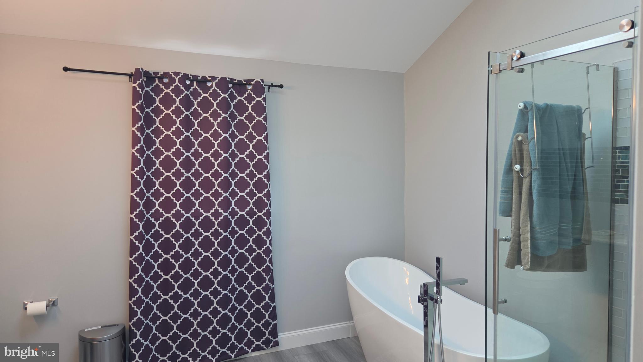 WINDING CREEK III - Residential