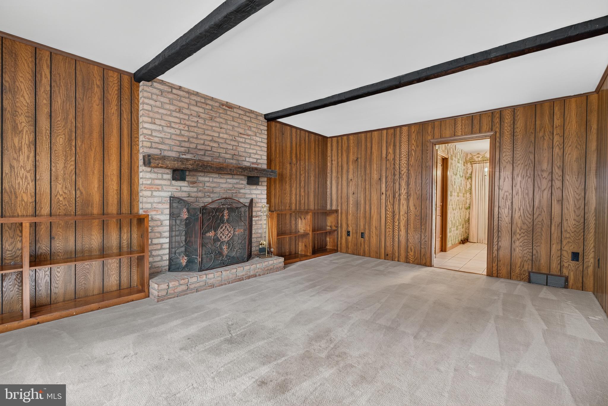 MILL MAR - Residential