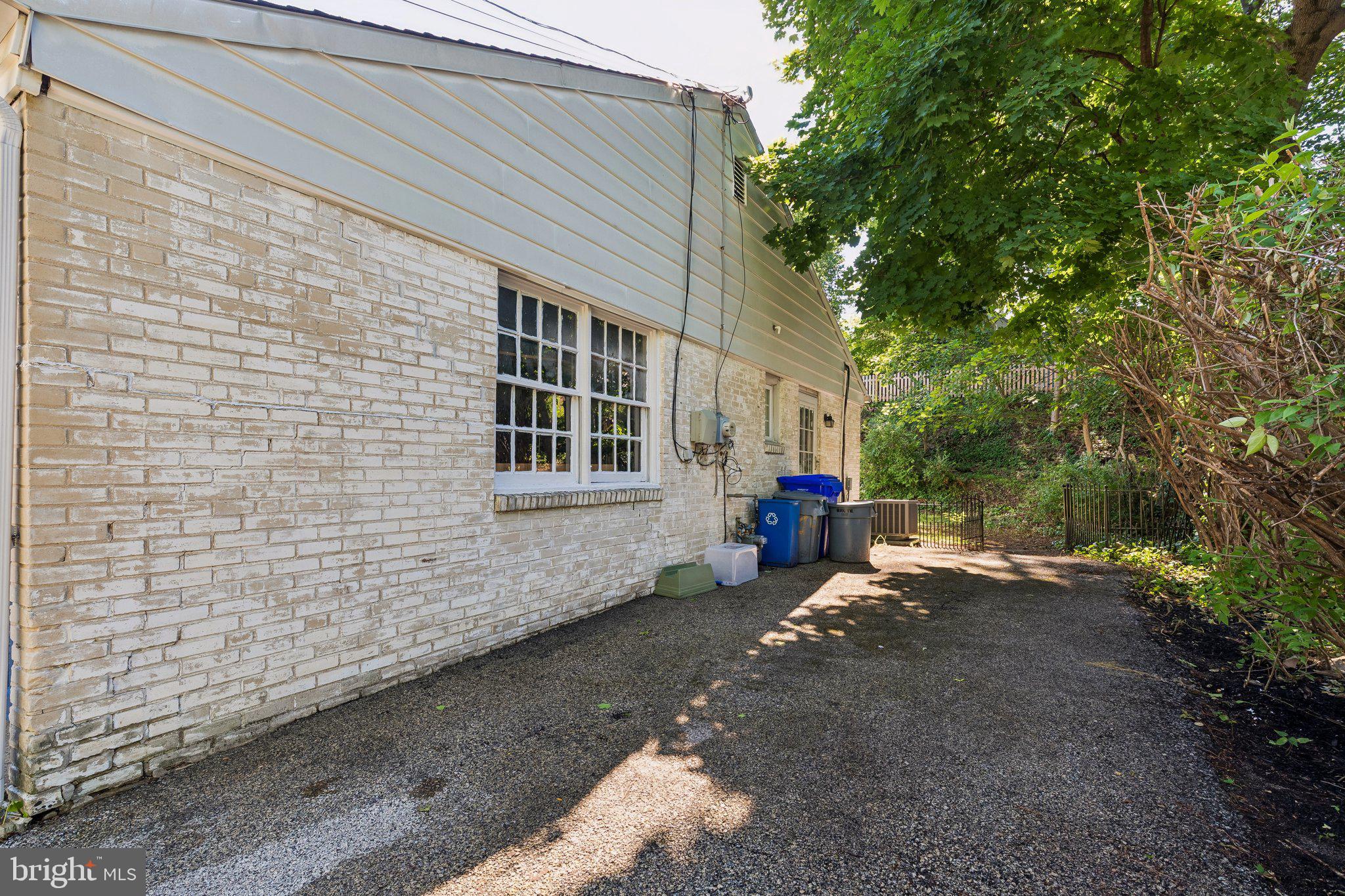 ELKINS PARK - Residential