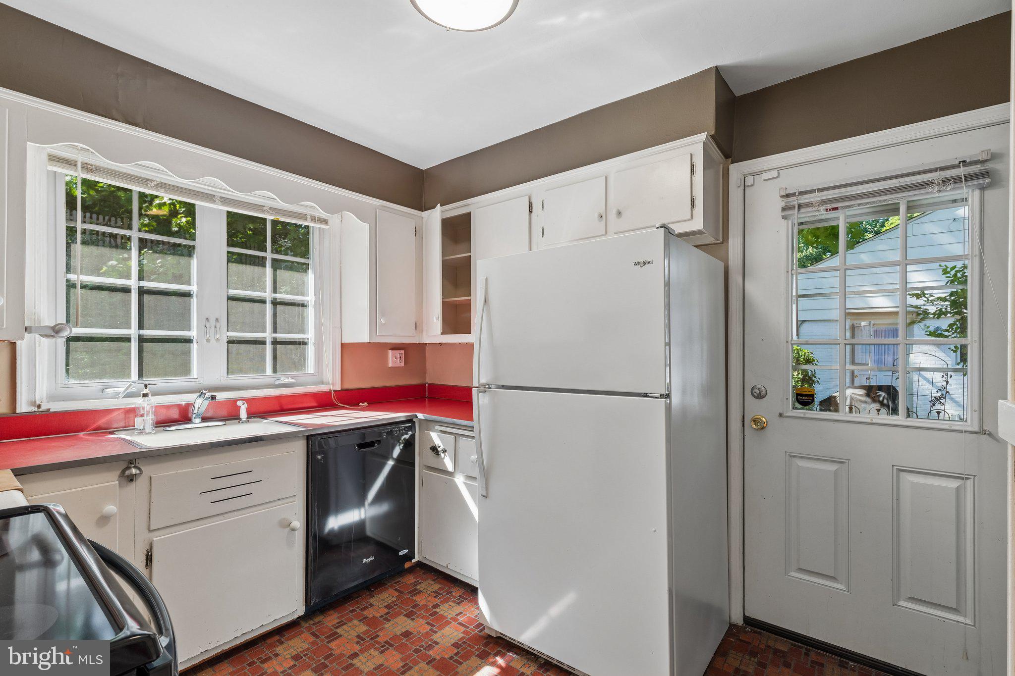 ELKINS PARK - Residential