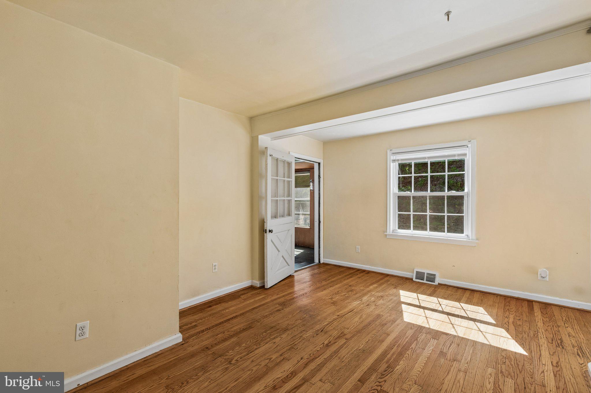 ELKINS PARK - Residential