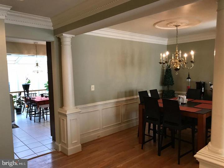 DECOVERLY ADVENTURE - Residential Lease