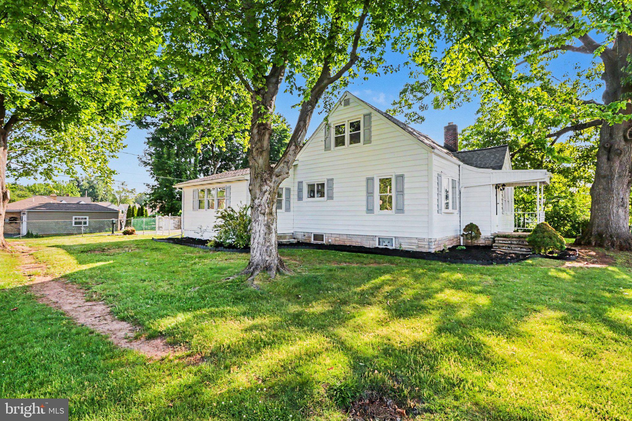MIDDLETOWN - Residential