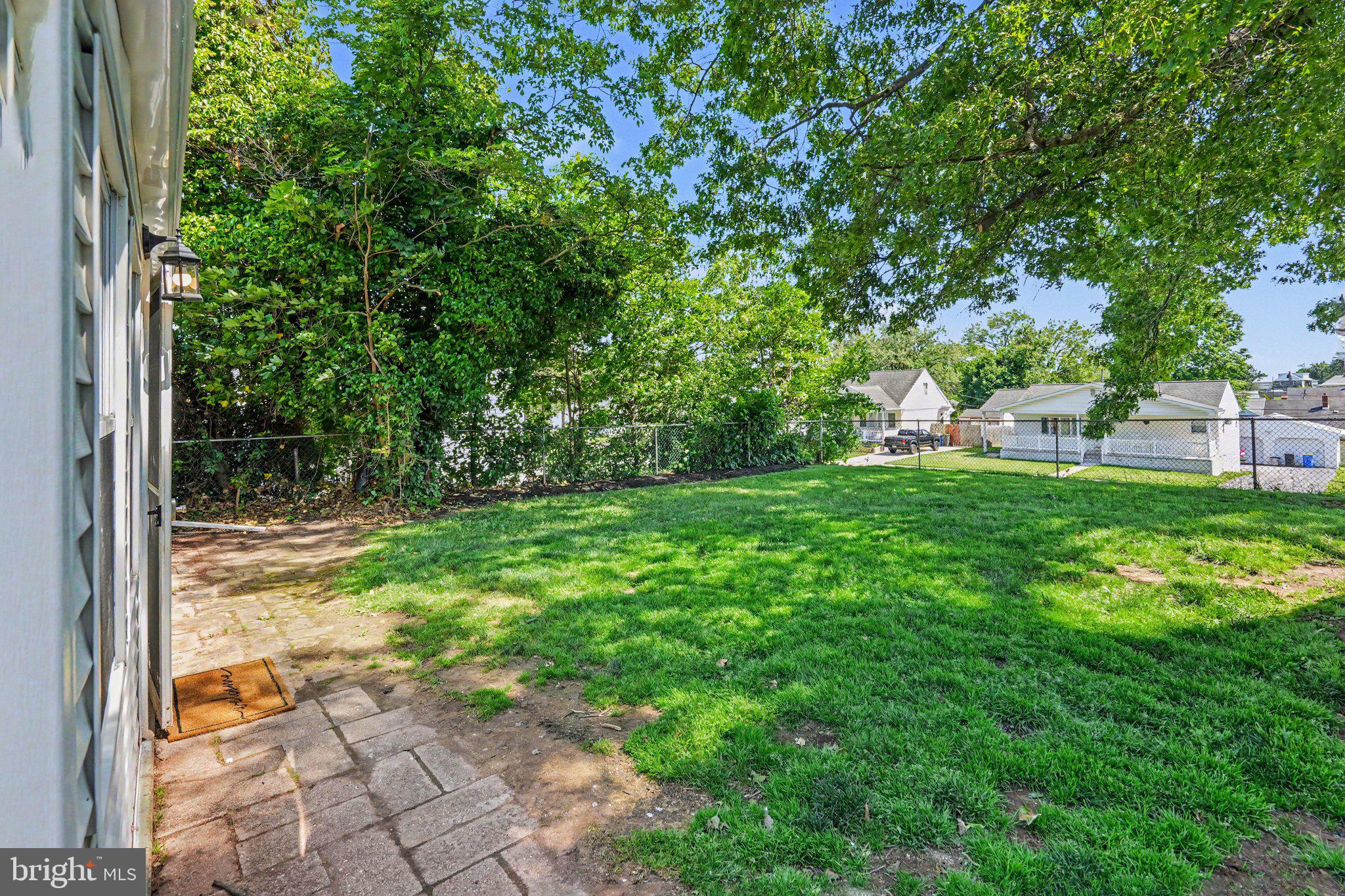 MIDDLETOWN - Residential