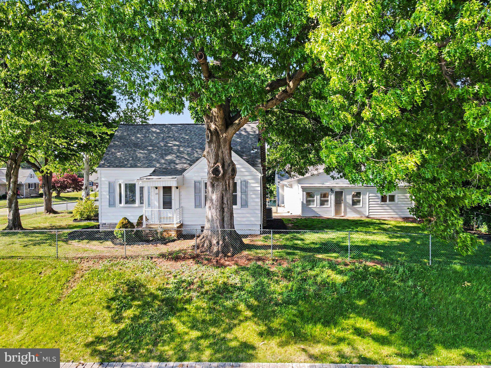 MIDDLETOWN - Residential