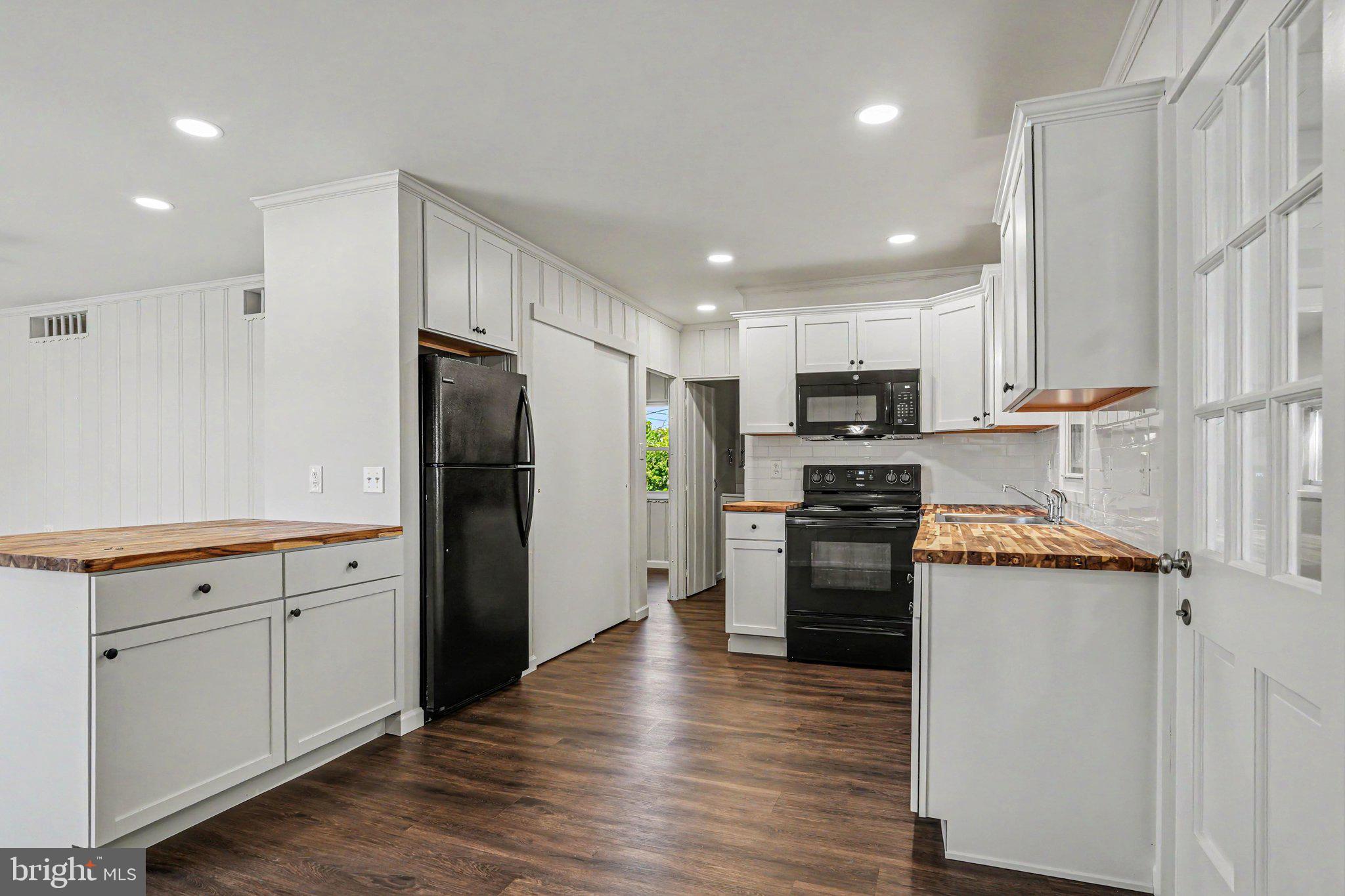 MIDDLETOWN - Residential