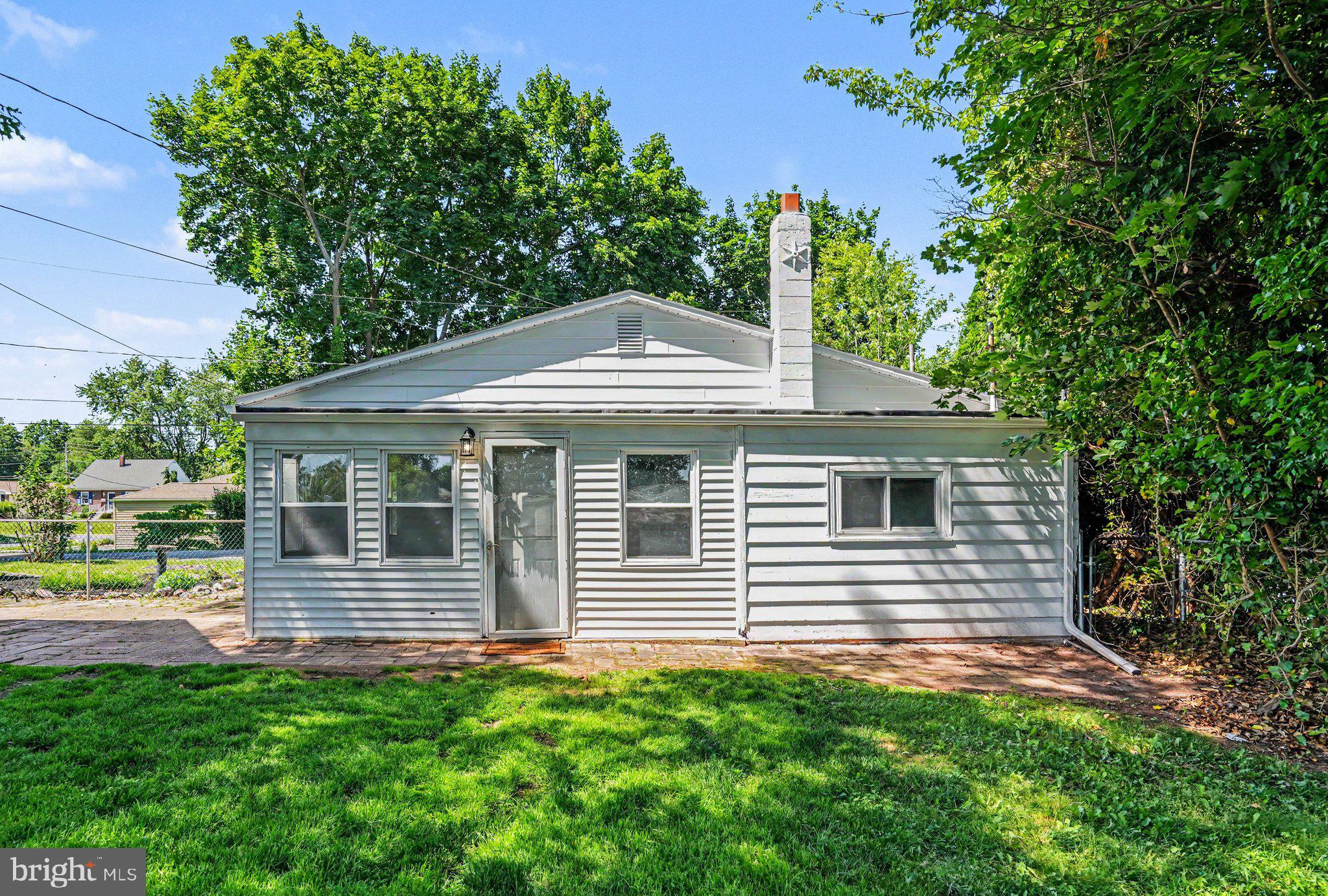 MIDDLETOWN - Residential
