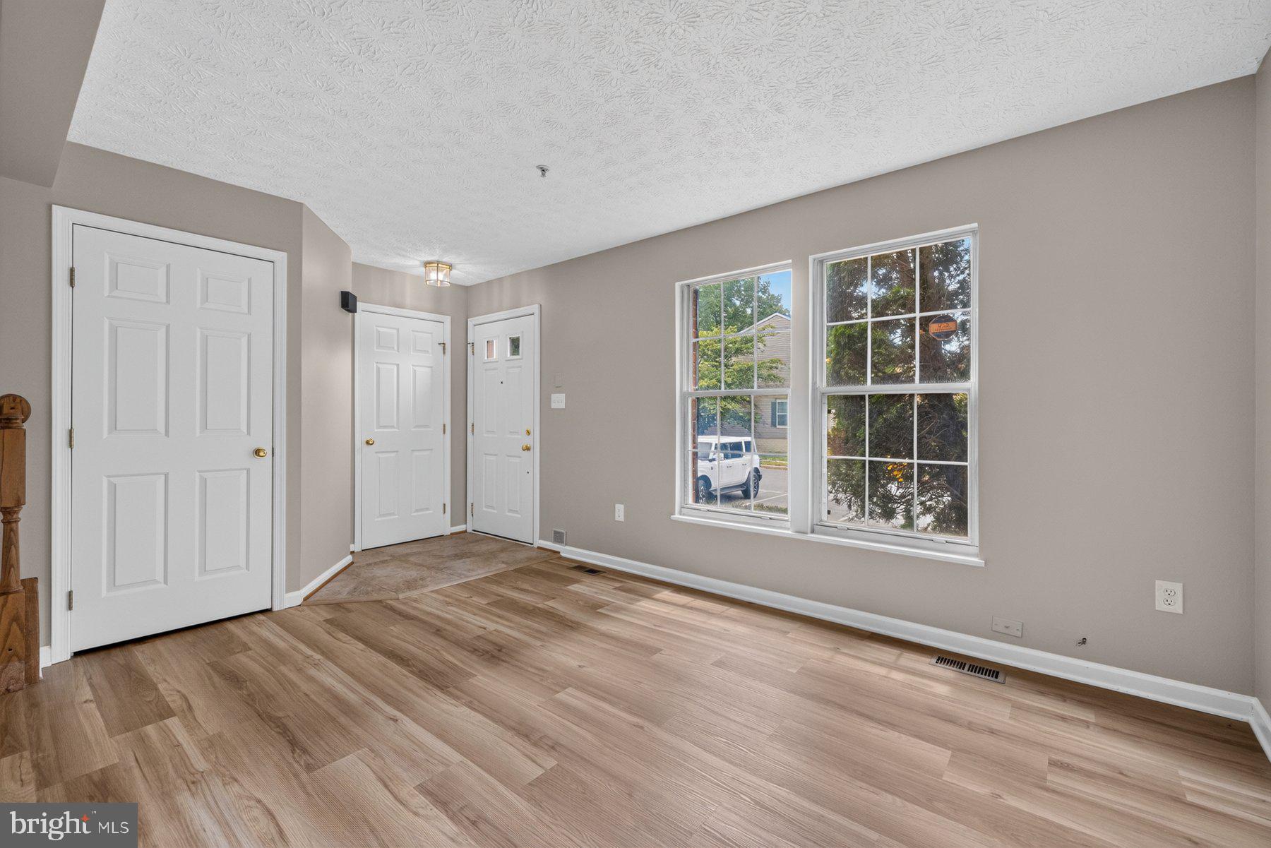 PINEY ORCHARD - Residential