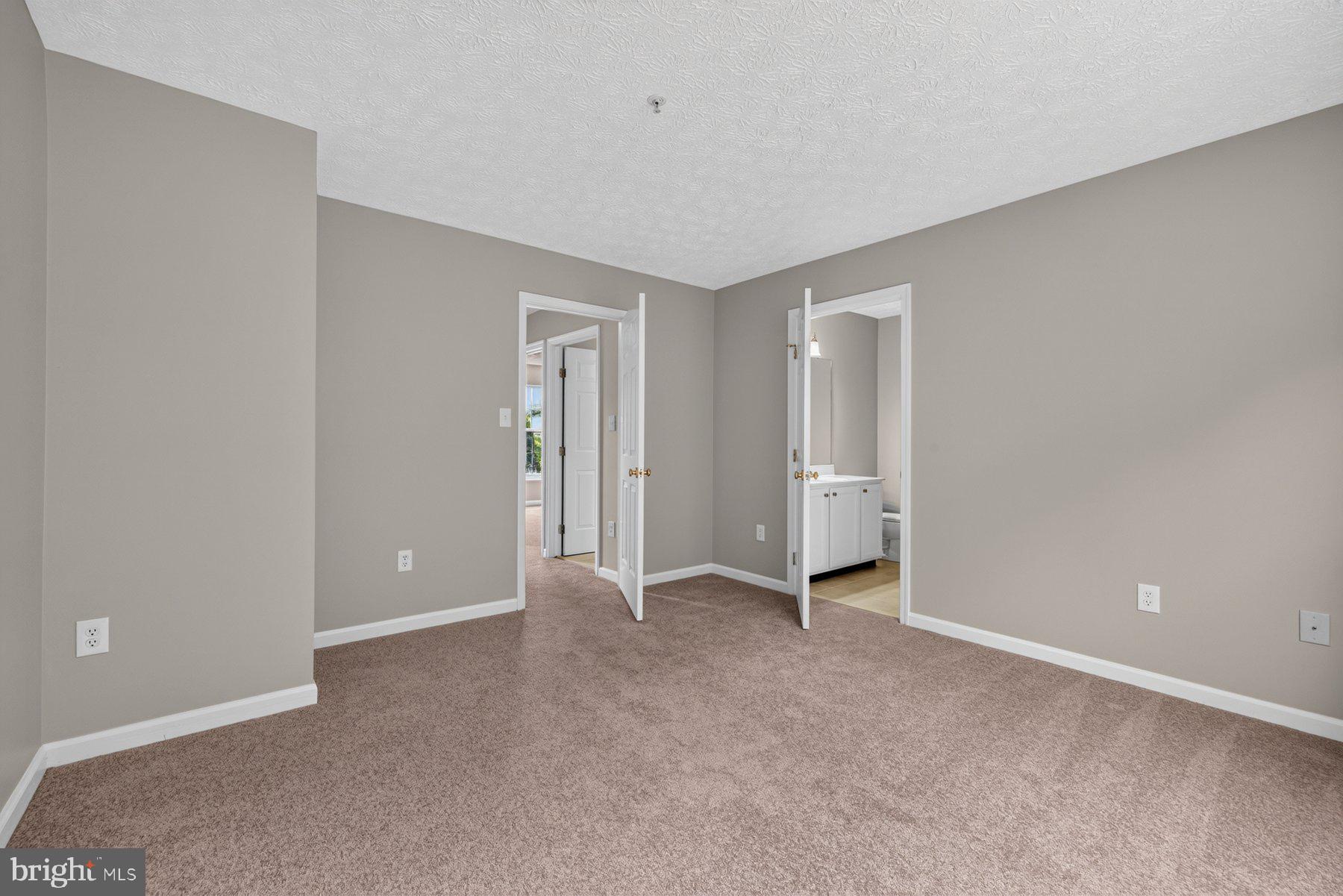 PINEY ORCHARD - Residential