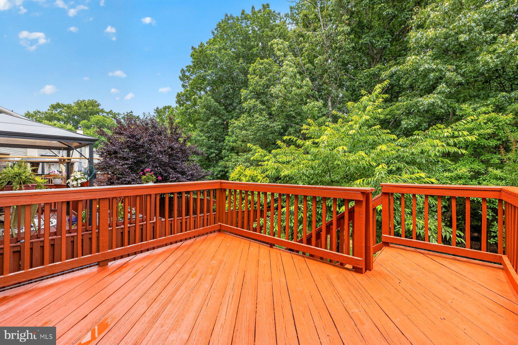 PINEY ORCHARD - Residential