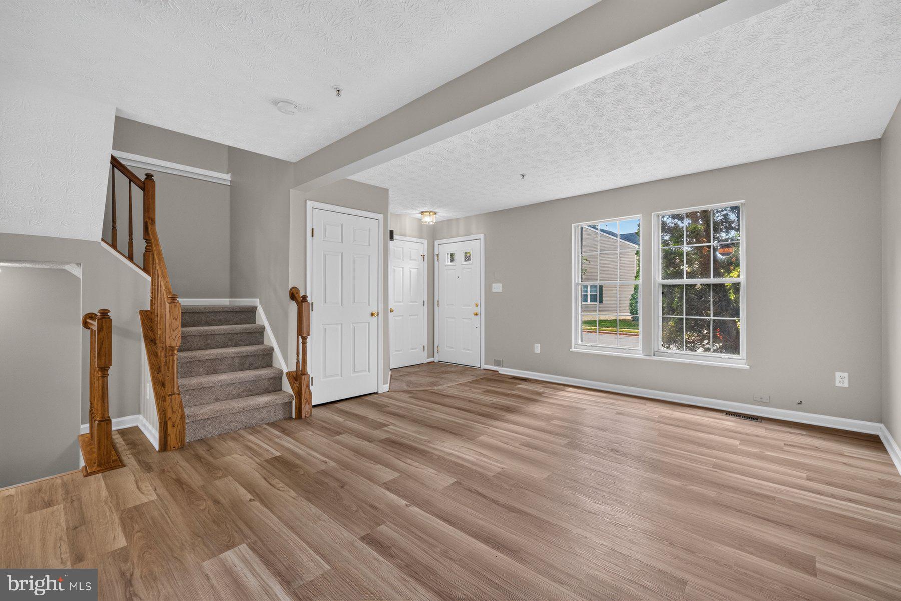 PINEY ORCHARD - Residential