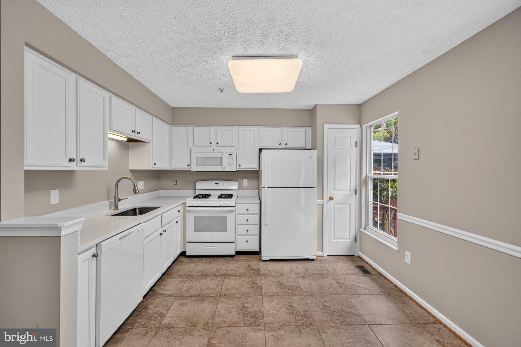 PINEY ORCHARD - Residential