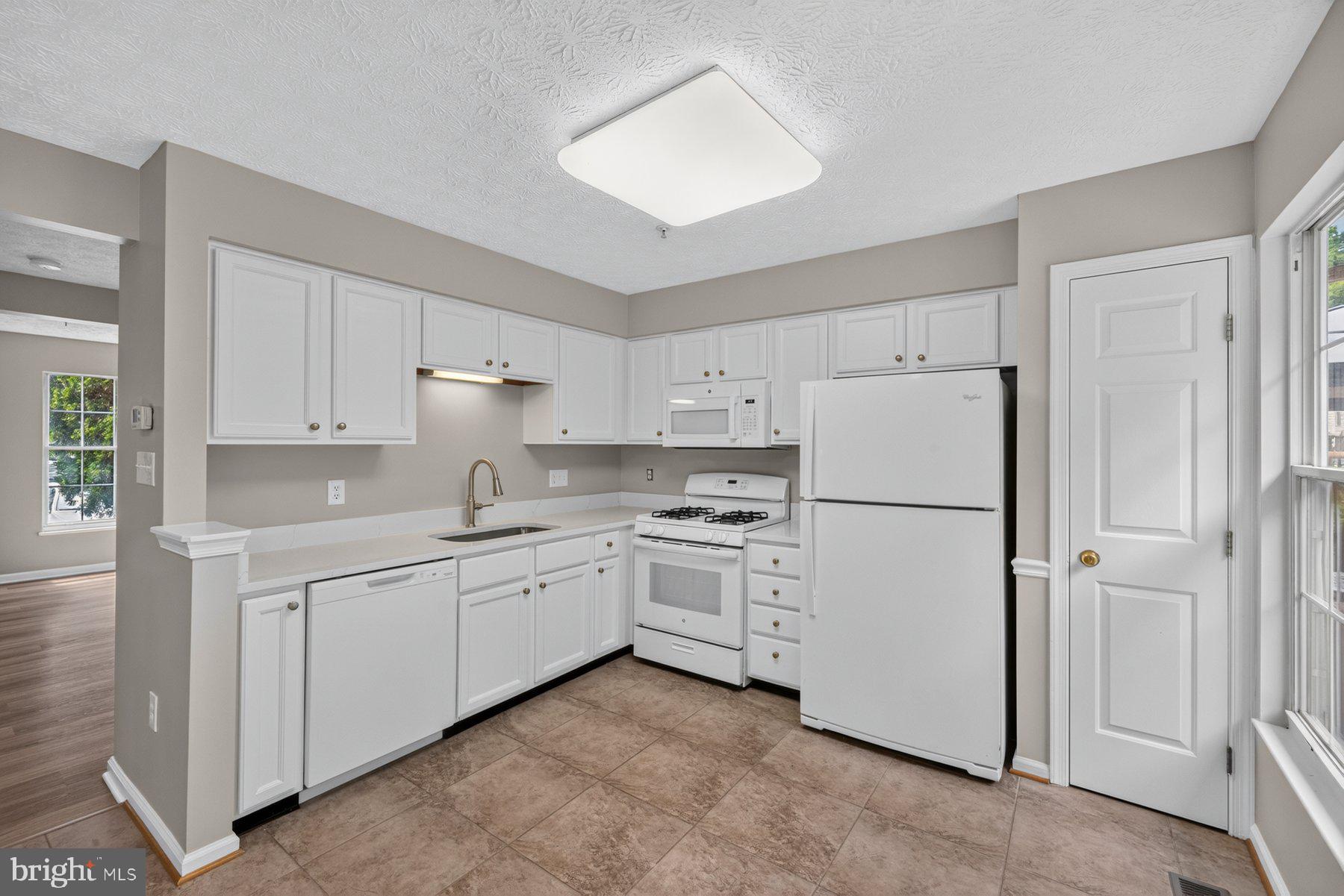 PINEY ORCHARD - Residential