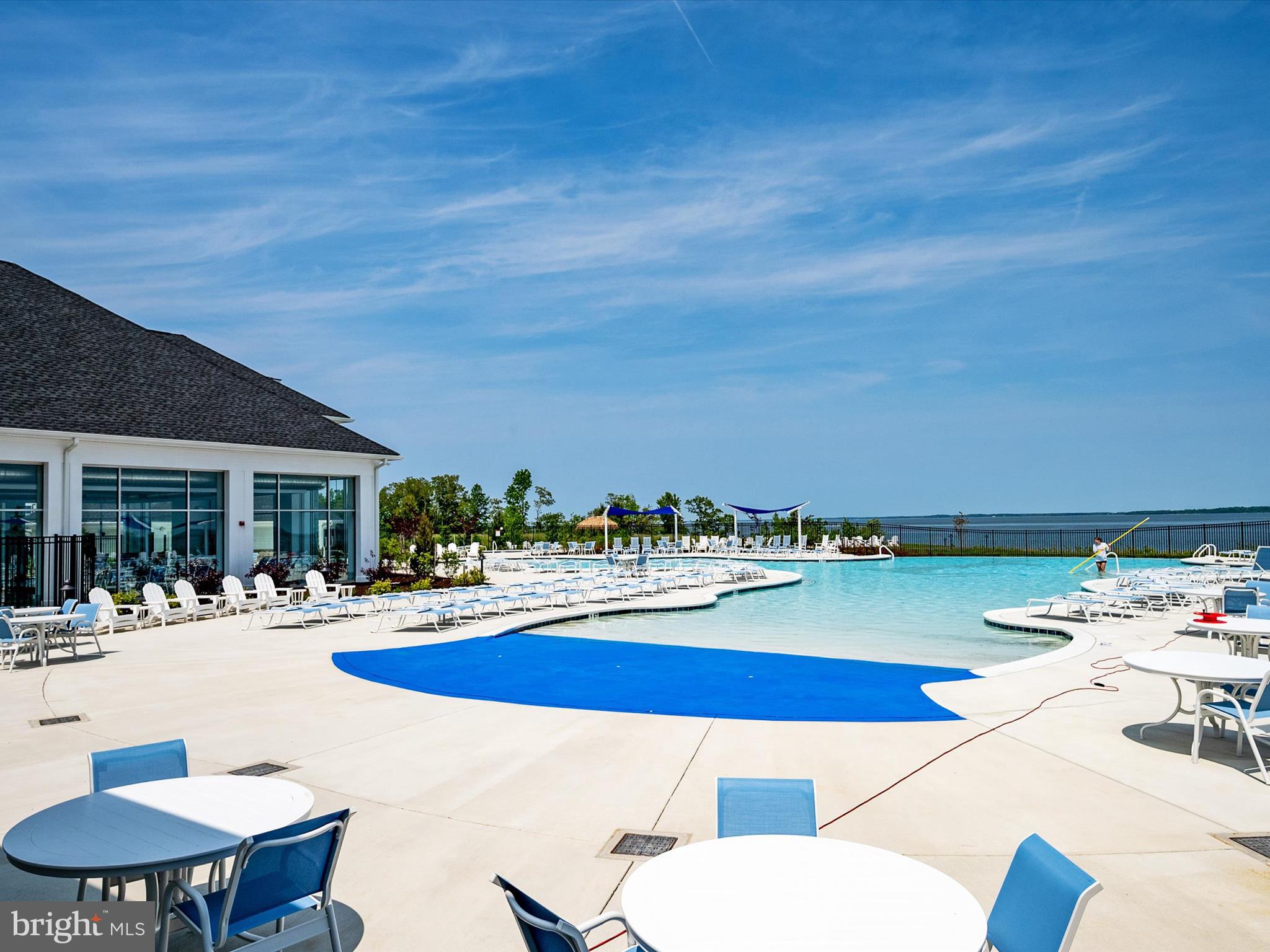 FOUR SEASONS AT KENT ISLAND - Residential