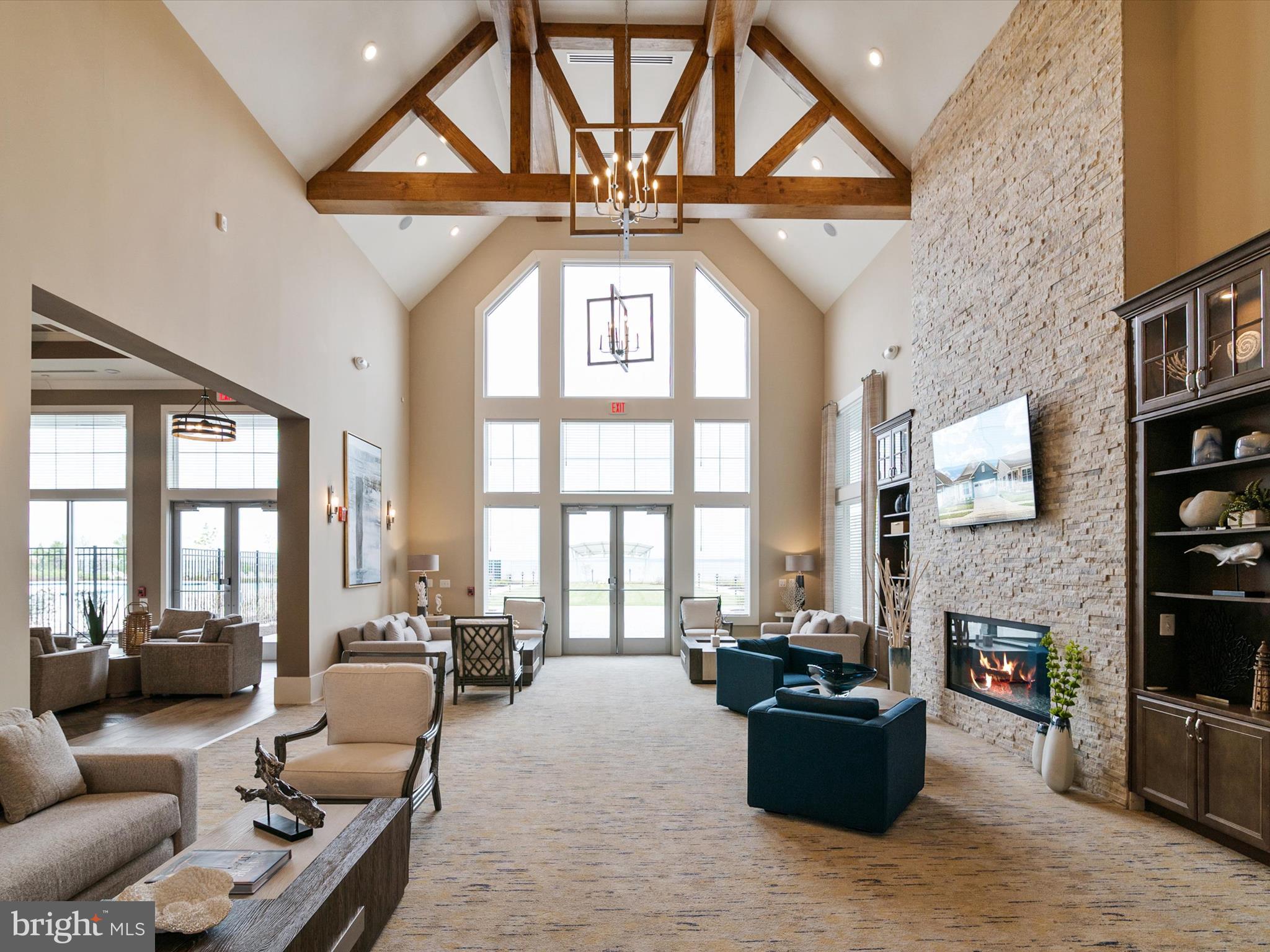 FOUR SEASONS AT KENT ISLAND - Residential