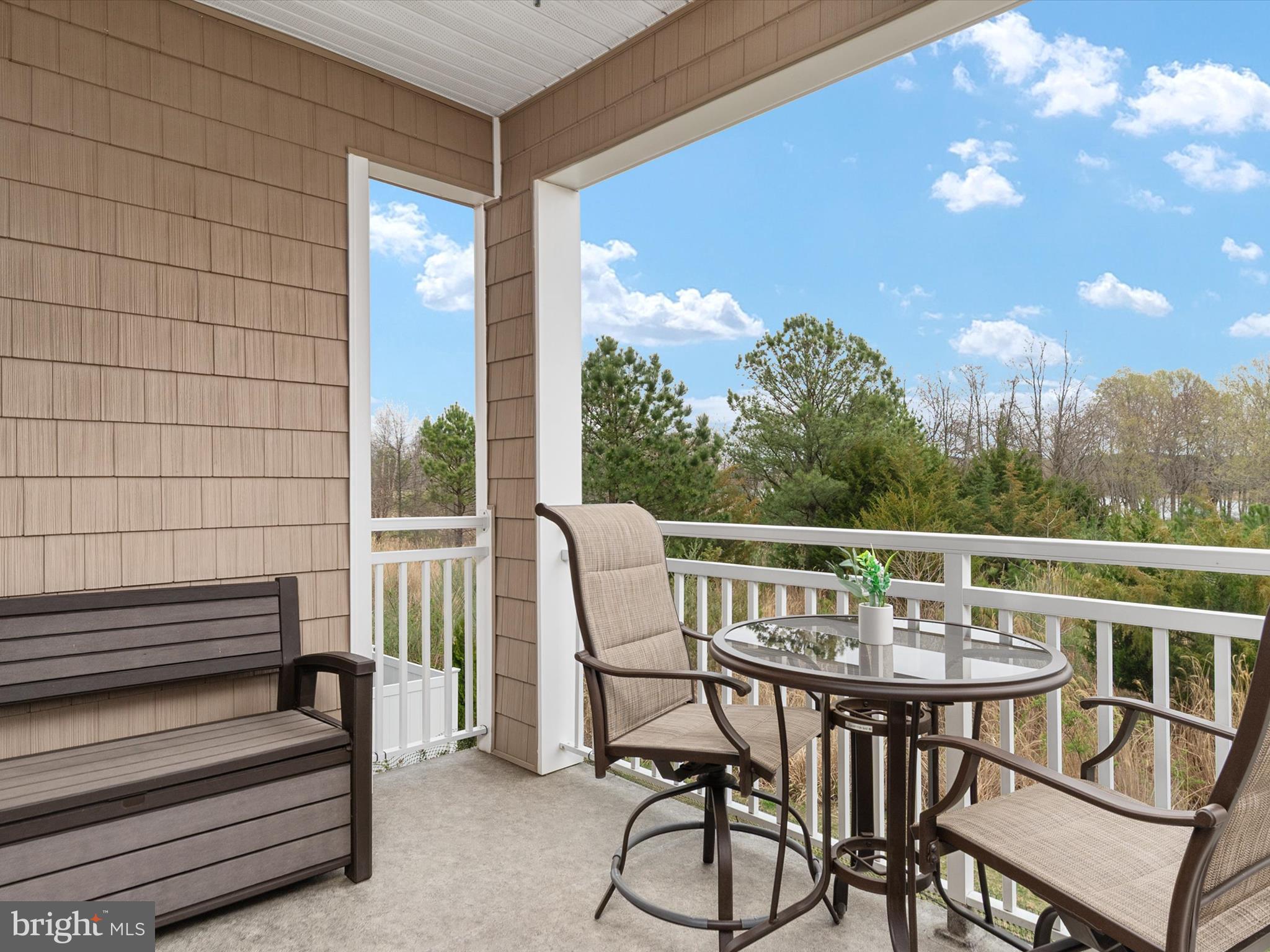 FOUR SEASONS AT KENT ISLAND - Residential