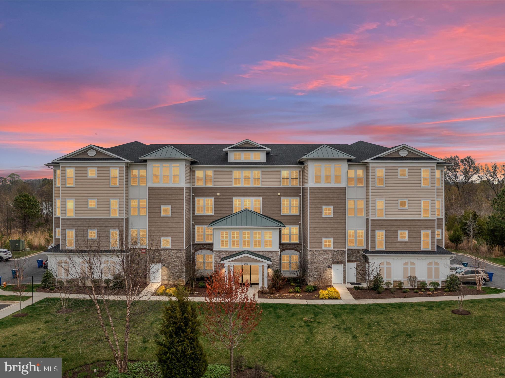 FOUR SEASONS AT KENT ISLAND - Residential