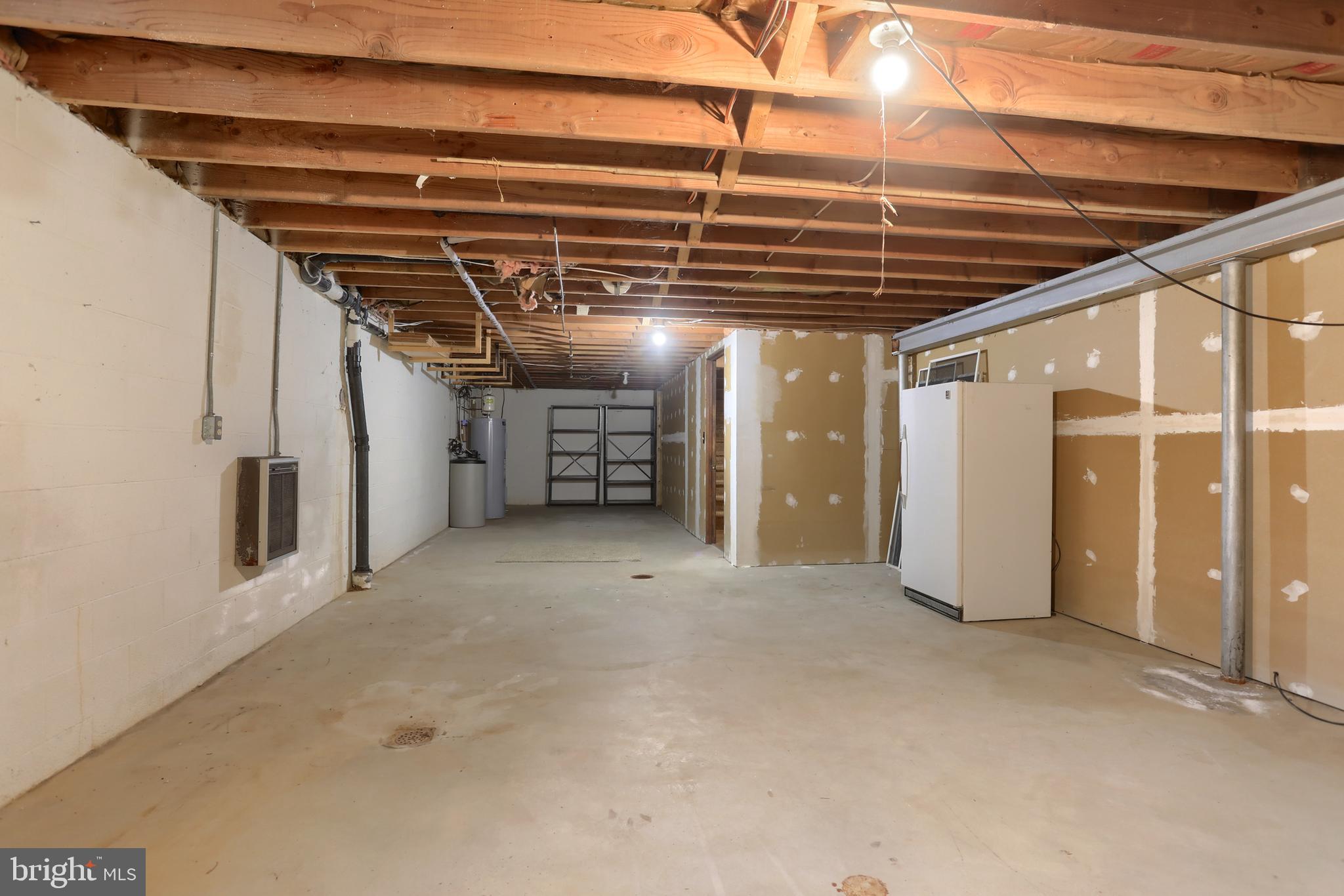 LYNNCREST - Residential