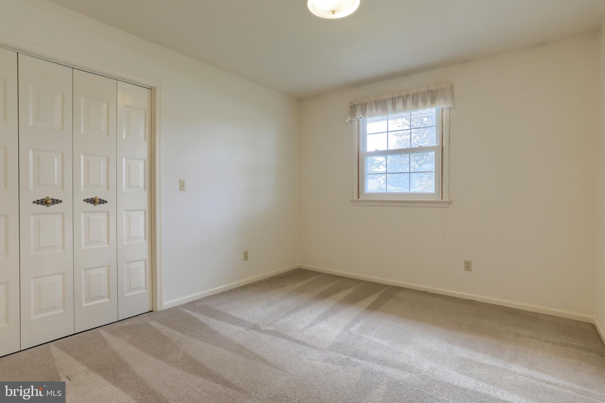 LYNNCREST - Residential