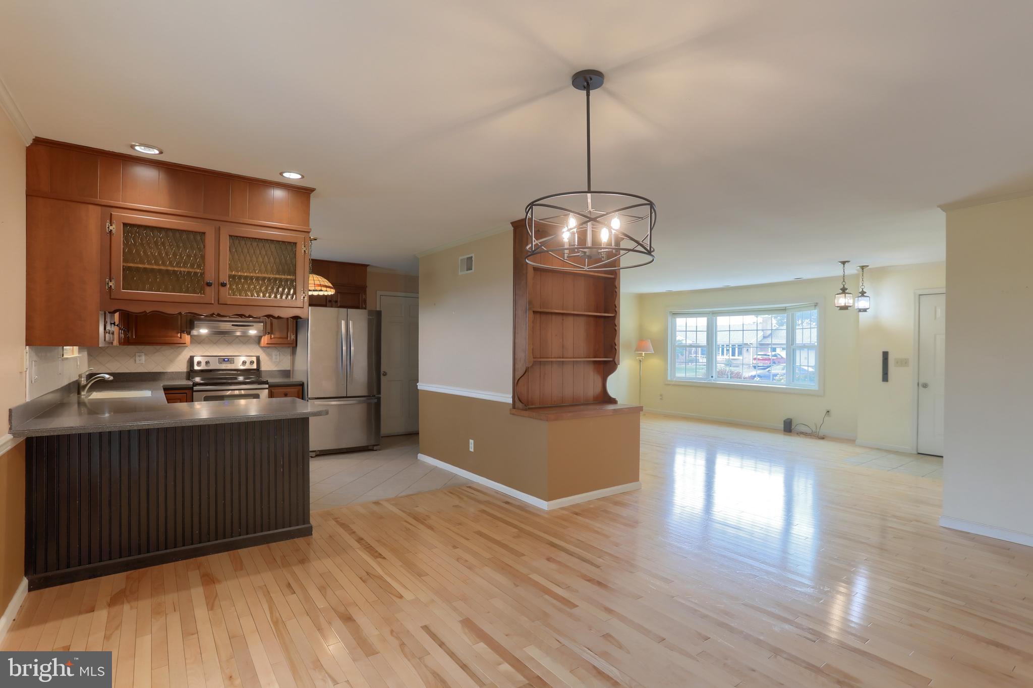 LYNNCREST - Residential